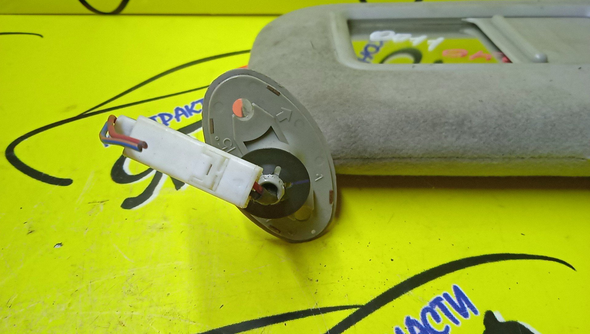 КОЗЫРЕК СОЛНЦЕЗАЩИТНЫЙ/TOY/ALLION/PREMIO/AZT240/ZZT240/ZZT241/ZZT245/R