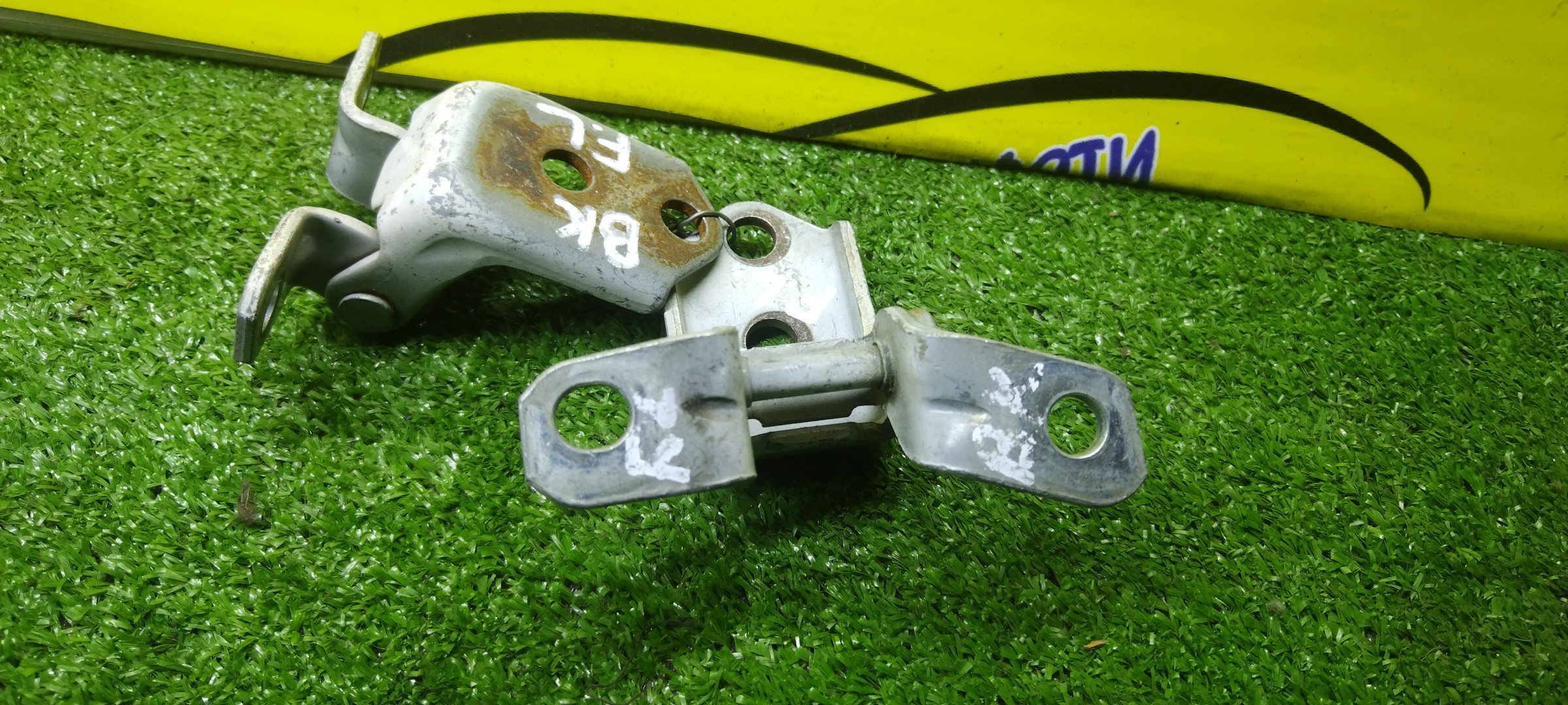 ПЕТЛИ ДВЕРИ/MAZ/AXELA/CX-7/MAZDA3/RX-8/BK/BK3P/BK5P/BKEP/BL/BL3FW/BL5FP/BL5FW/BL6FJ/BLEAP/BLEAW/BLEFP/BLEFW/BLFFP/BLFFW/BM5AS/BMLFP/BMLFS/ER3P/ER5P/SE3P/F/L/ПАРА(ВЕРХ+НИЗ)