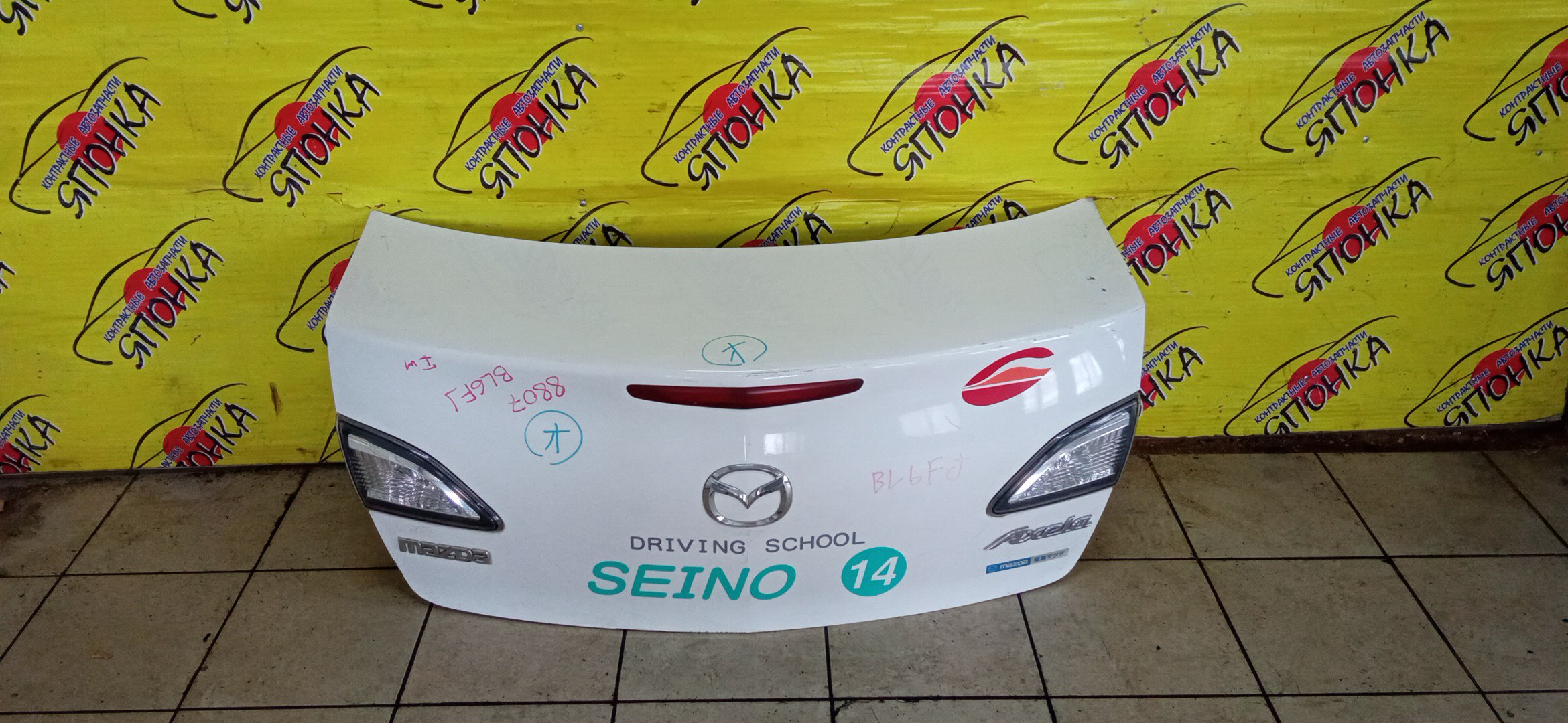 КРЫШКА БАГАЖНИКА/MAZ/AXELA/MAZDA3/BL/BL5FP/BL6FJ/BLEAP/BLEFP/BLFFP/BBY45261XC
