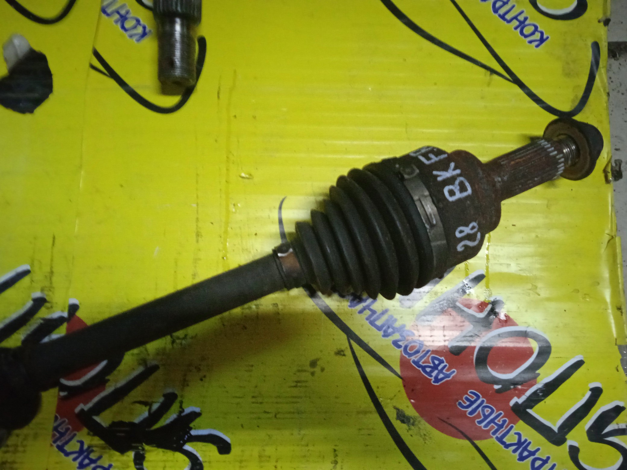 ПРИВОД/MAZ/AXELA/MAZDA3/TRAINING CAR/BK5P/BL/ZY/Z6/F/R/ПОД ГАЙКУ/28/26ШЛ/С ПОДВЕСНЫМ/FG3225500