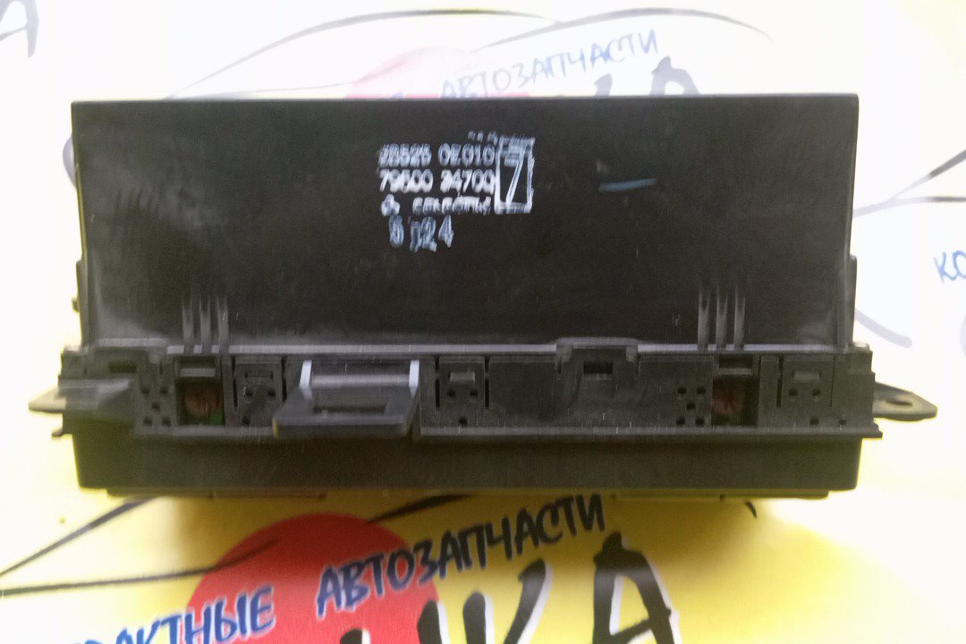 БЛОК КЛИМАТ-КОНТРОЛЯ/NIS/BLUEBIRD/U13/ЭЛЕКТРО/С ДИСПЛЕЕМ