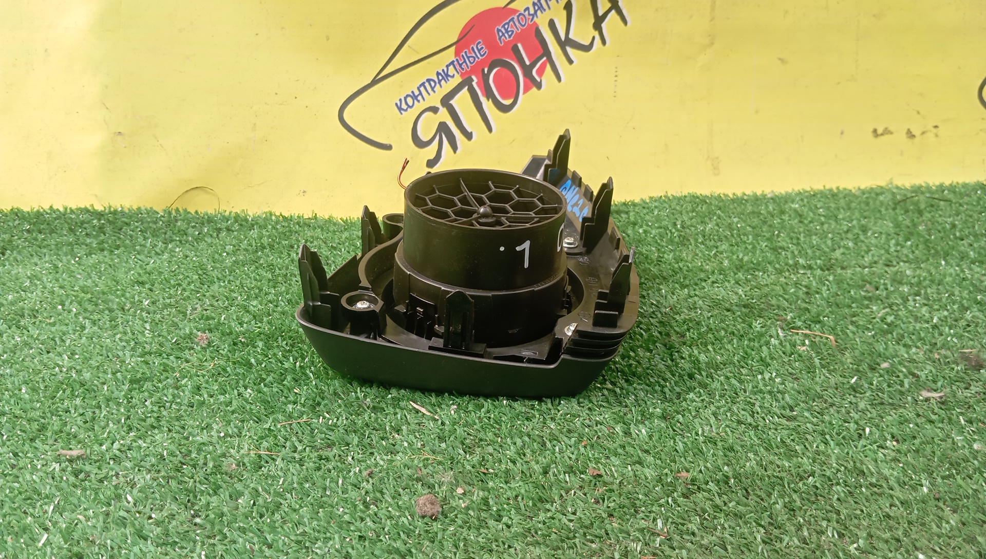 ВОЗДУХОВОД/TOY/BB/QNC20/QNC25/QNC21/L/САЛОНА/55535M020