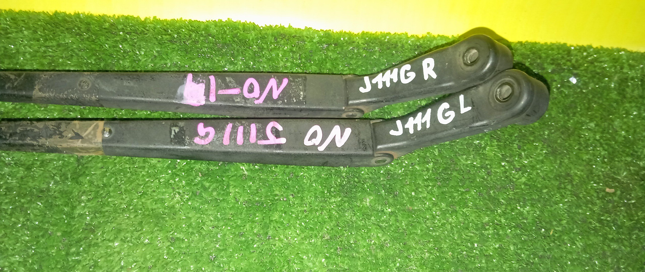 ДВОРНИК ЛОБОВОГО СТЕКЛА/DAI/TERIOS KID/TERIOS/J111/F/ПАРА