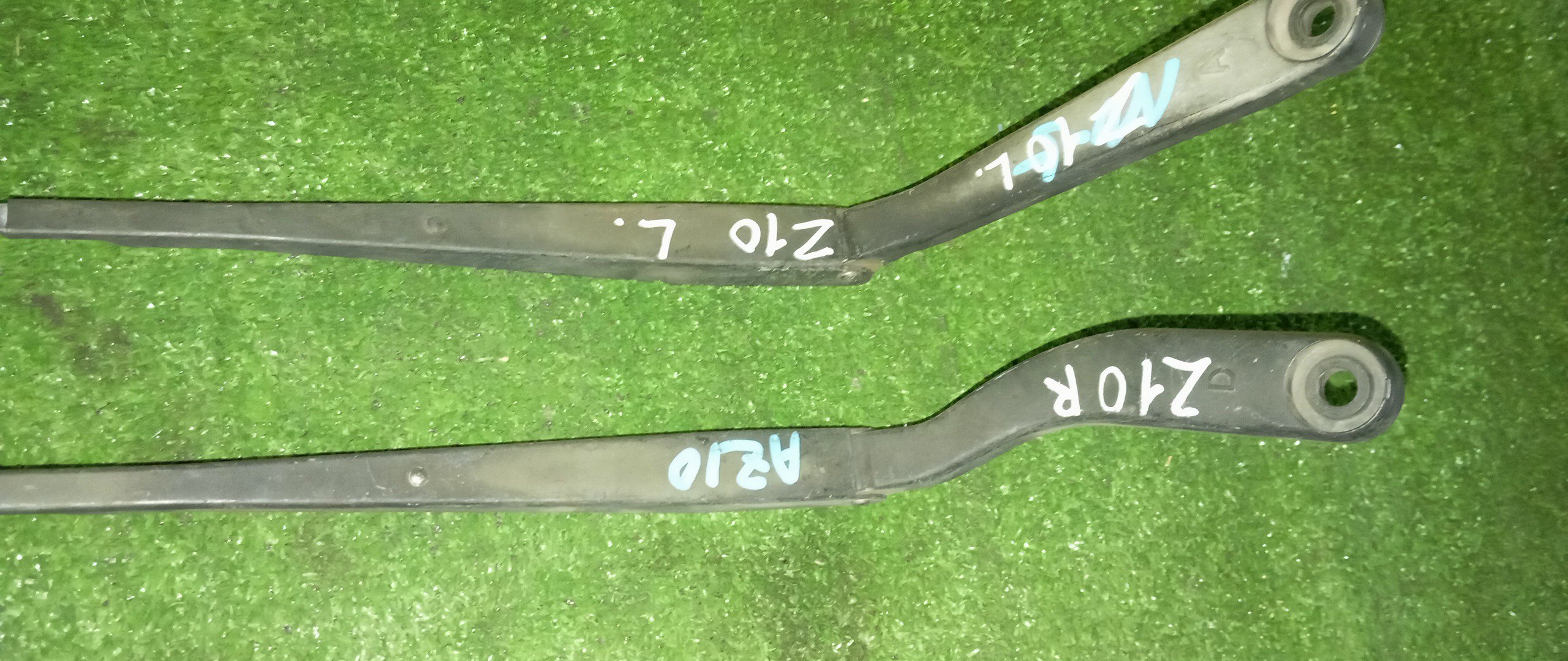 ДВОРНИК ЛОБОВОГО СТЕКЛА/NIS/CUBE/Z10/AZ10/F/ПАРА