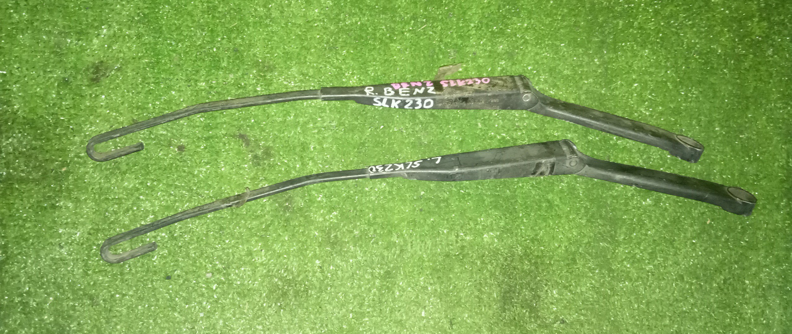 ДВОРНИК ЛОБОВОГО СТЕКЛА/MERC/SLK-CLAS/SLK230/R170/F/ПАРА/ПРАВЫЙ РУЛЬ