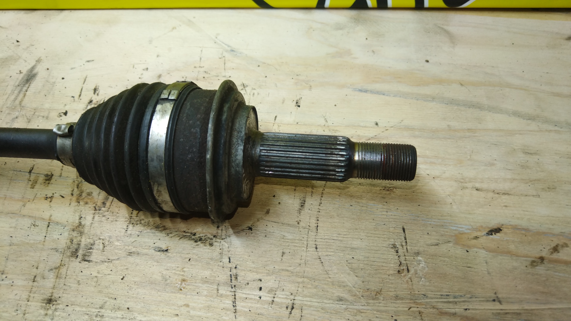 ПРИВОД/TOY/VITZ/NSP130/1NR/БЕЗ ABS/26*23 ШЛИЦ/F/L