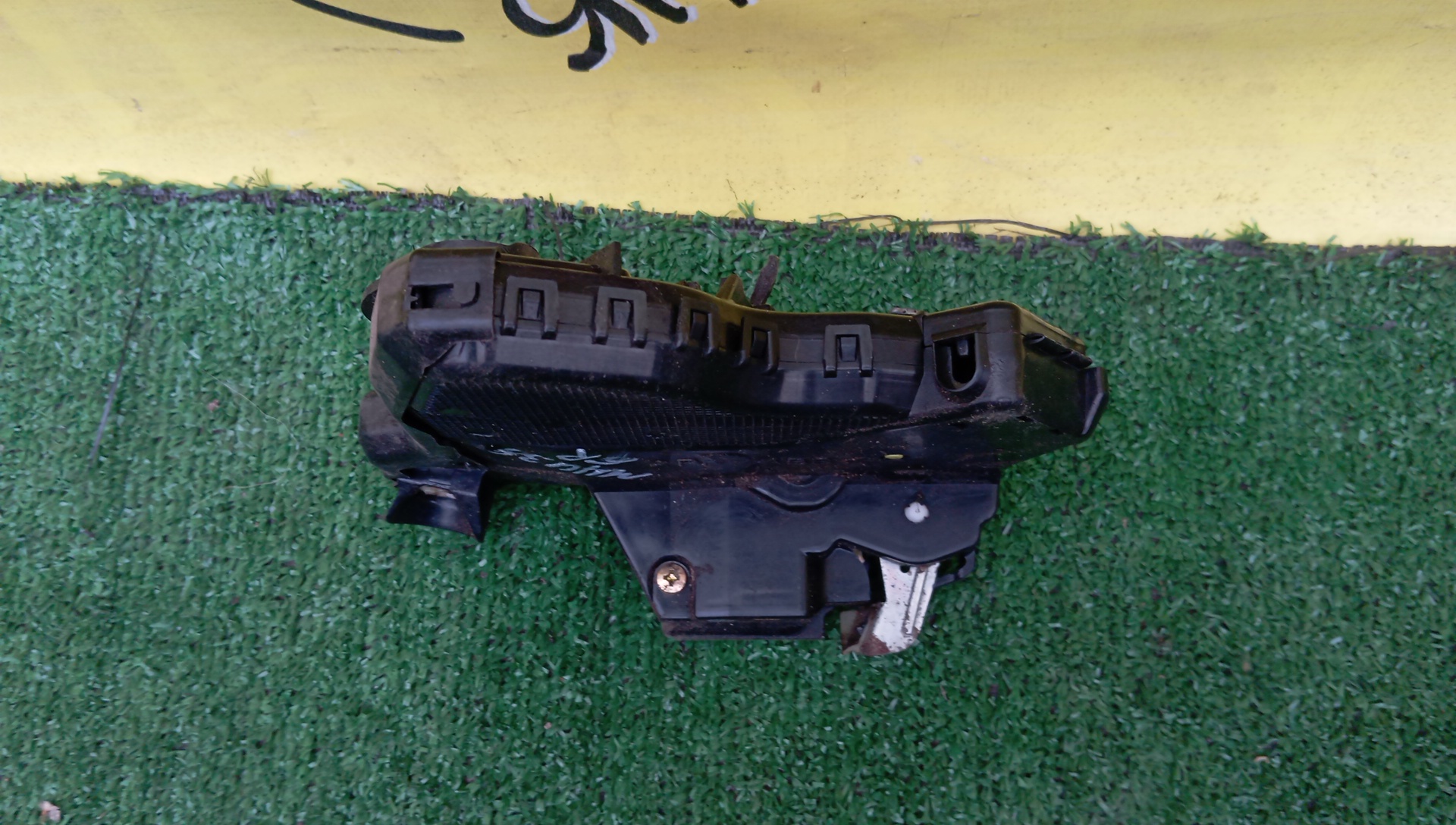 ЗАМОК ДВЕРИ/TOY/ALPHARD/HARRIER/LAND CRUISER PRADO/LEXUS RX300/LEXUS RX330/ANH10W/ANH15W/ATH10W/GRJ120/GRJ120W/GRJ121W/GRJ125/GSU30/GSU30W/GSU35/GSU35W/KDJ120/KDJ120W/KDJ121W/KDJ125L/KDJ125W/MCU30W/MCU31W/MCU33/MCU35/MCU35W/MCU36W/MCU38/MHU38W/MNH10W/MNH15W/F/R