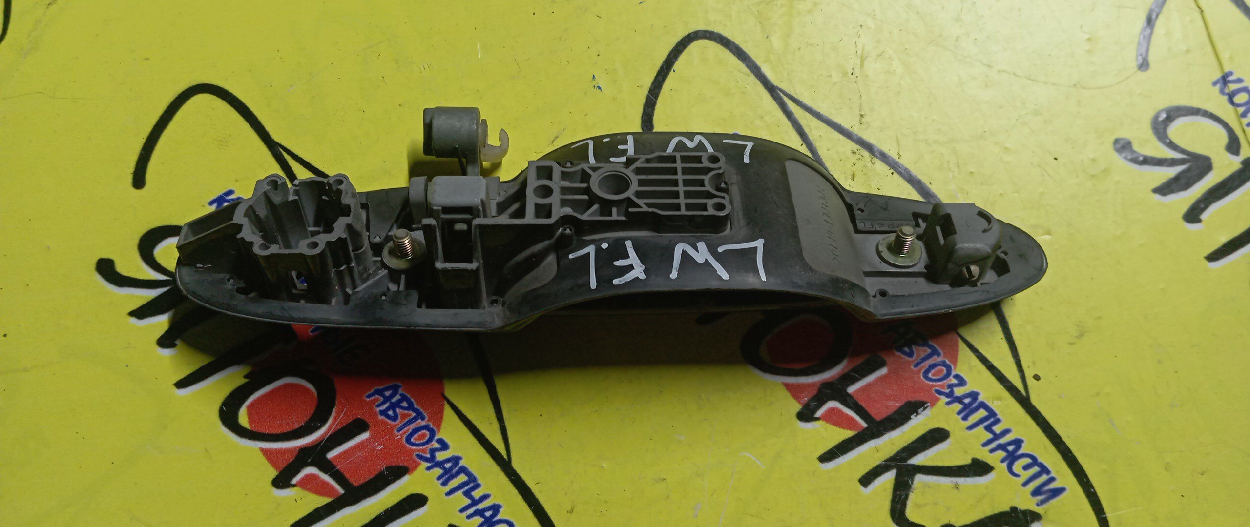 РУЧКА ДВЕРИ ВНЕШНЯЯ/MAZ/MPV/LW3W/F/L