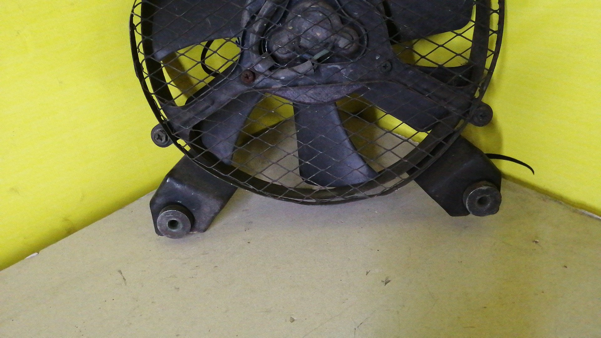 ДИФФУЗОР РАДИАТОРА/MAZ/MPV/LVLR/КОНДИЦИОНЕРА