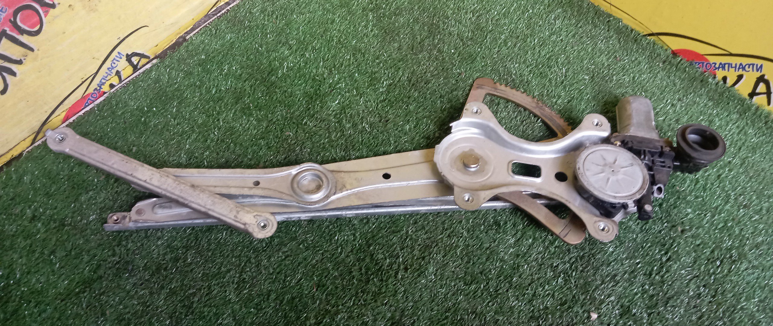 СТЕКЛОПОДЪЕМНИК/TOY/WISH/ANE10G/ANE11/ZNE10G/ZNE14G/F/L