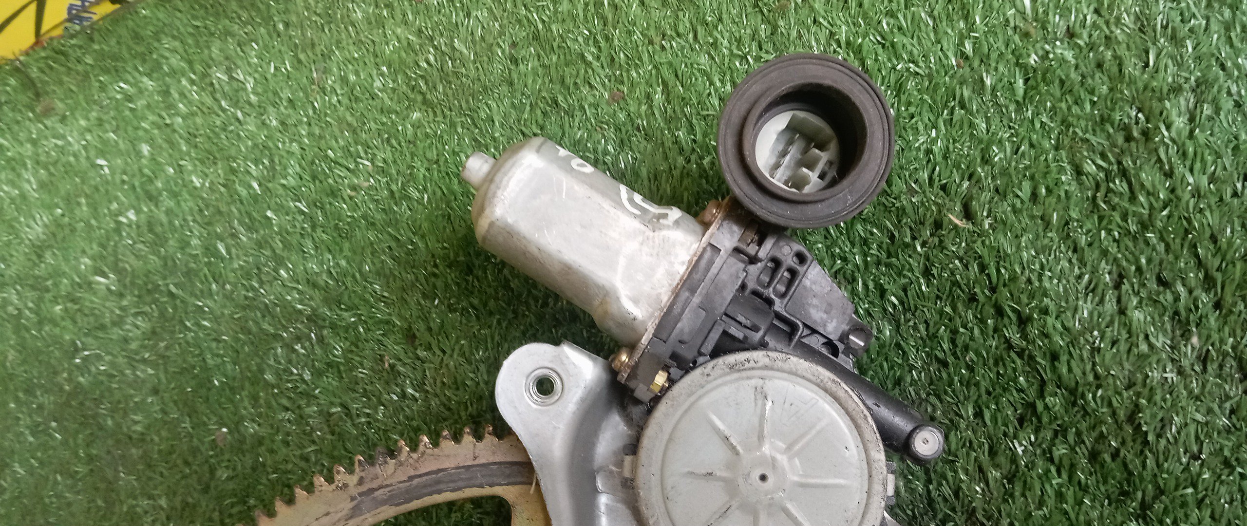 СТЕКЛОПОДЪЕМНИК/TOY/WISH/ANE10G/ANE11/ZNE10G/ZNE14G/F/L