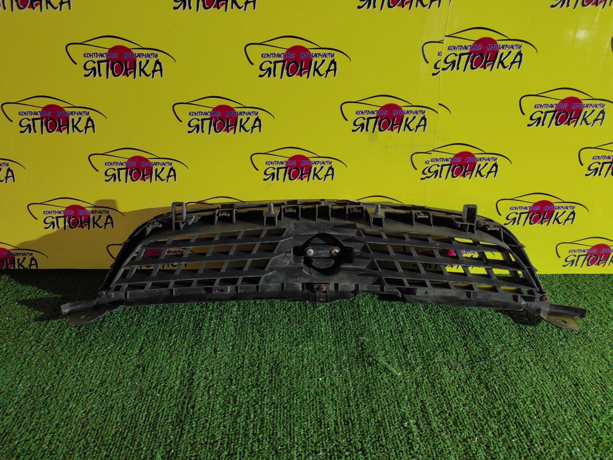 РЕШЕТКА РАДИАТОРА/NIS/SUNNY/B15/1 МОДЕЛЬ