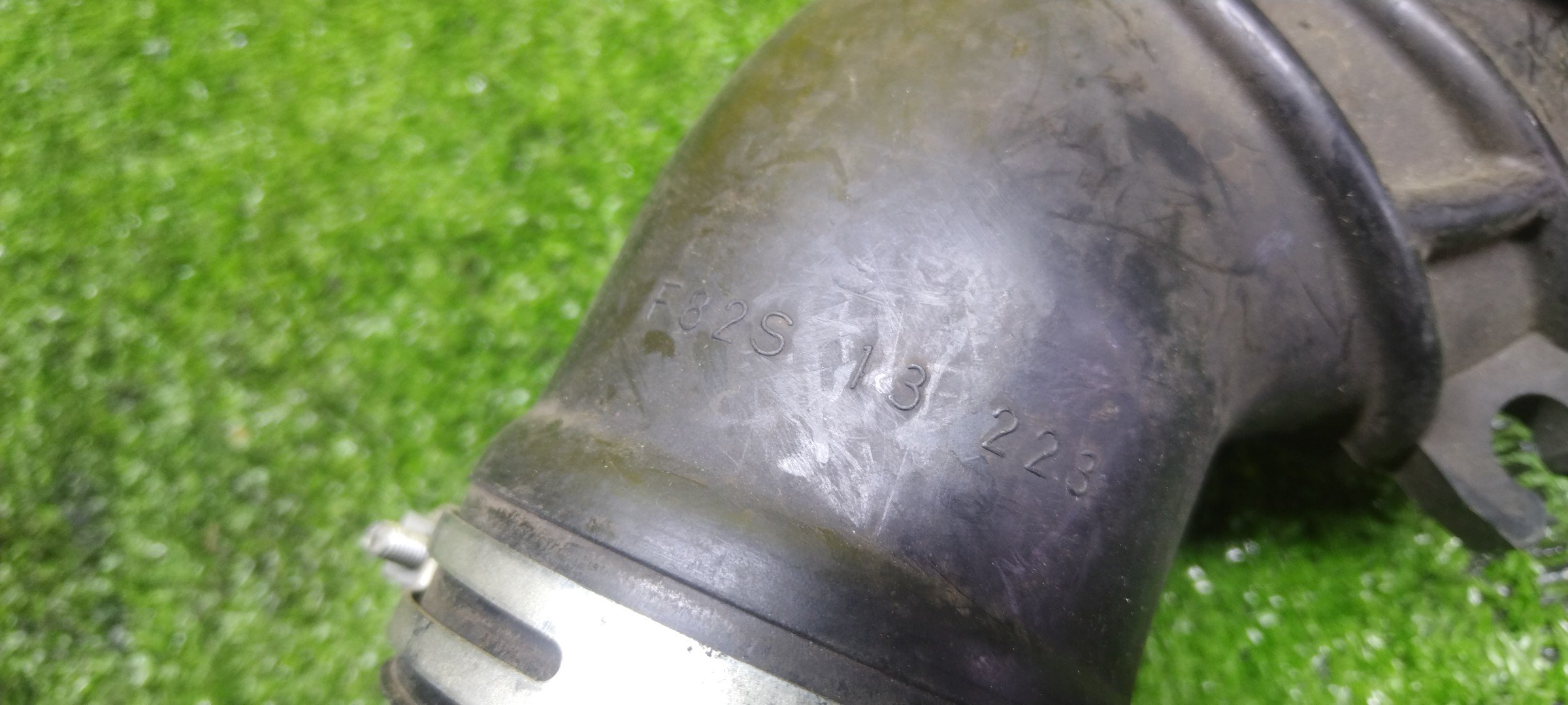 ГОФРА ВОЗДУШНОГО ФИЛЬТРА/MAZ/BONGO/SK82/F8/ИЗ 2-Х ЧАСТЕЙ