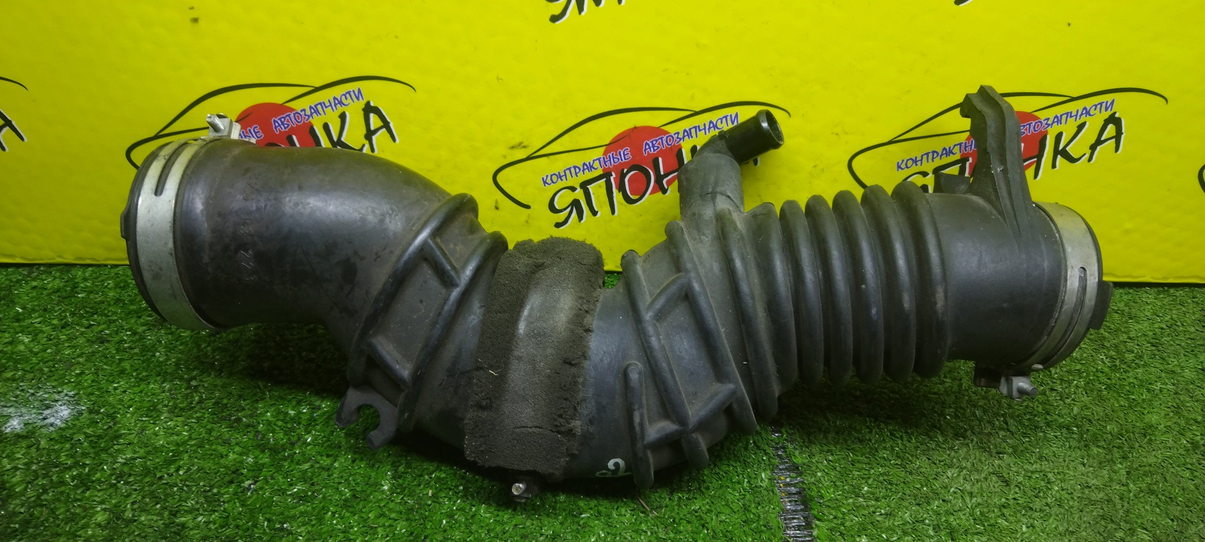 ГОФРА ВОЗДУШНОГО ФИЛЬТРА/MAZ/BONGO/SK82/F8/ИЗ 2-Х ЧАСТЕЙ