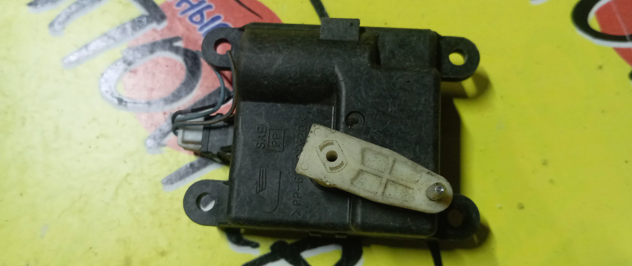 СЕРВОПРИВОД ЗАСЛОНОК ПЕЧКИ/NIS/AVENIR/CEFIRO/W11/A33/2W710-30820