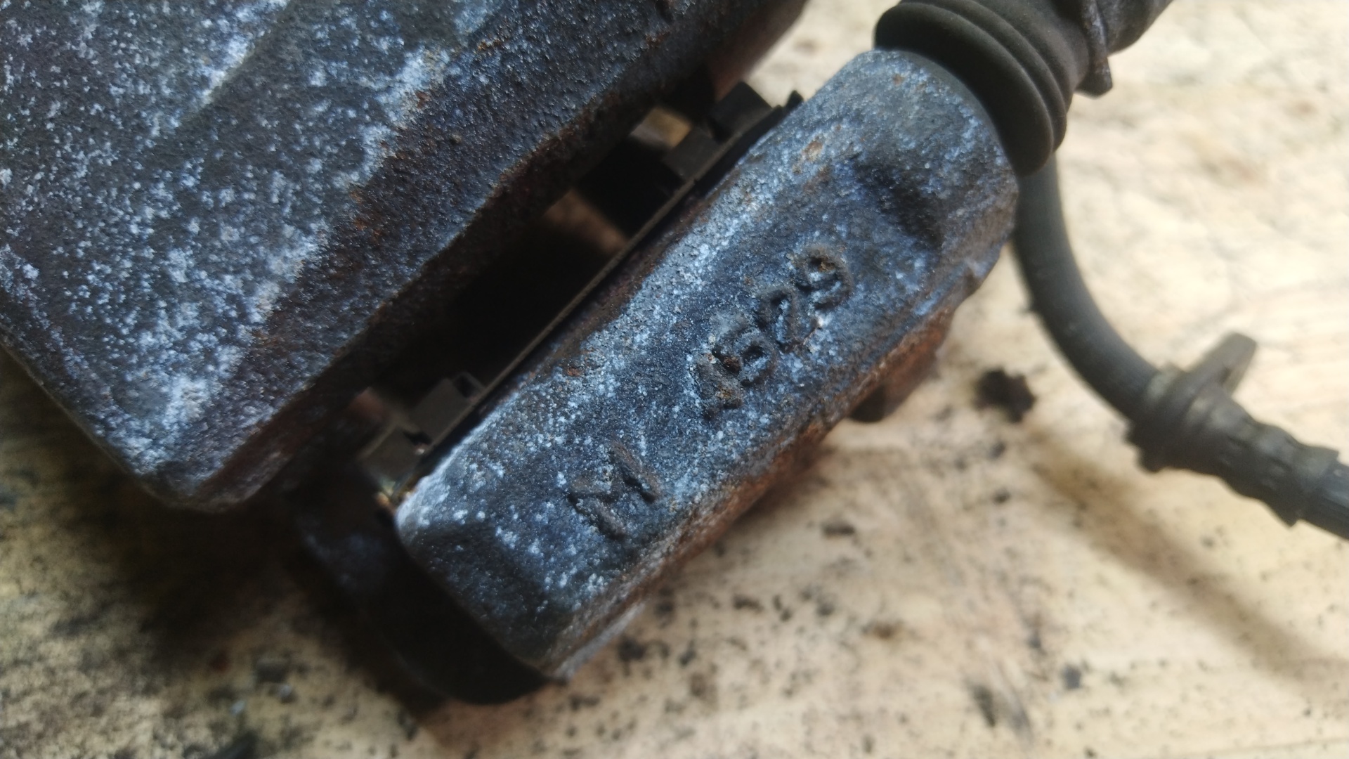 СУППОРТ/HON/ACURA ELYSION/MDX/RR1/RR2/RR3/RR4/RR5/RR6/YD1/2WD/4WD/4529 2 ПОРШНЯ/F/L