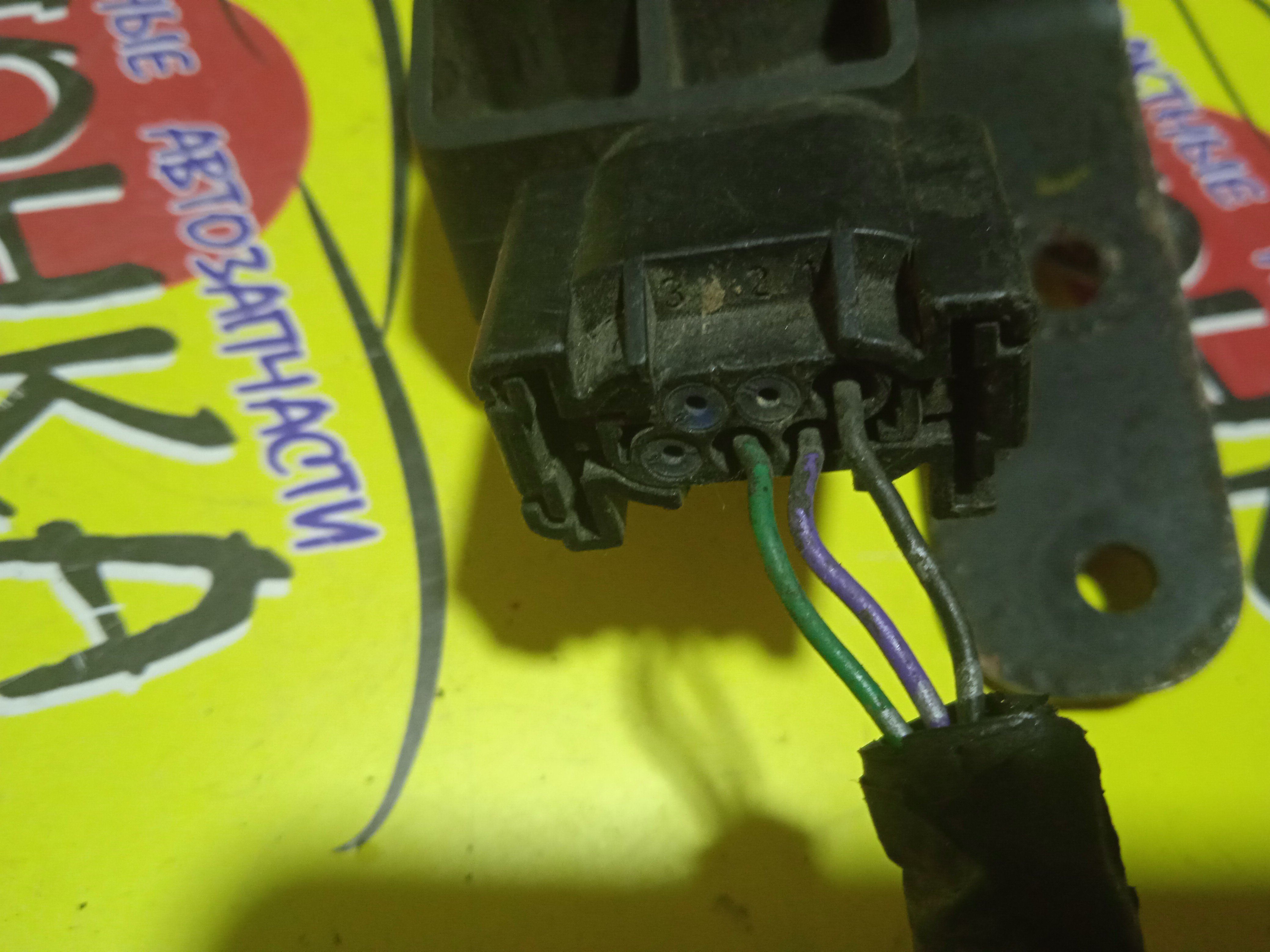 ДАТЧИК ПОЛОЖЕНИЯ КУЗОВА/NIS/PRESAGE/PNU31/PU31/TNU31/TU31