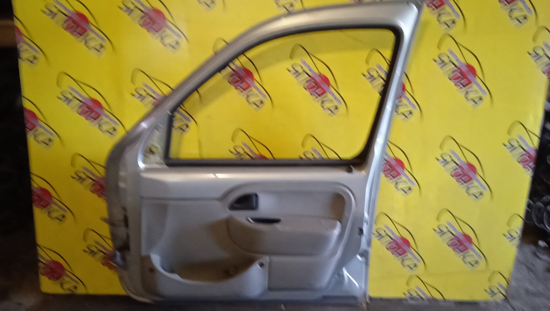 ДВЕРЬ БОКОВАЯ/REN/KANGOO/KC/F/R