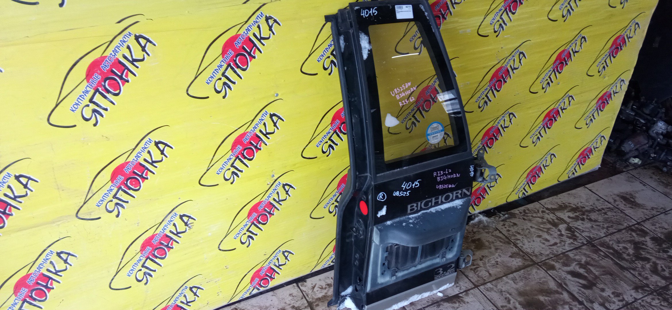 ДВЕРЬ ЗАДНЯЯ/ISU/BIGHORN/UBS26/UBS73/UBS25/UBS69/R