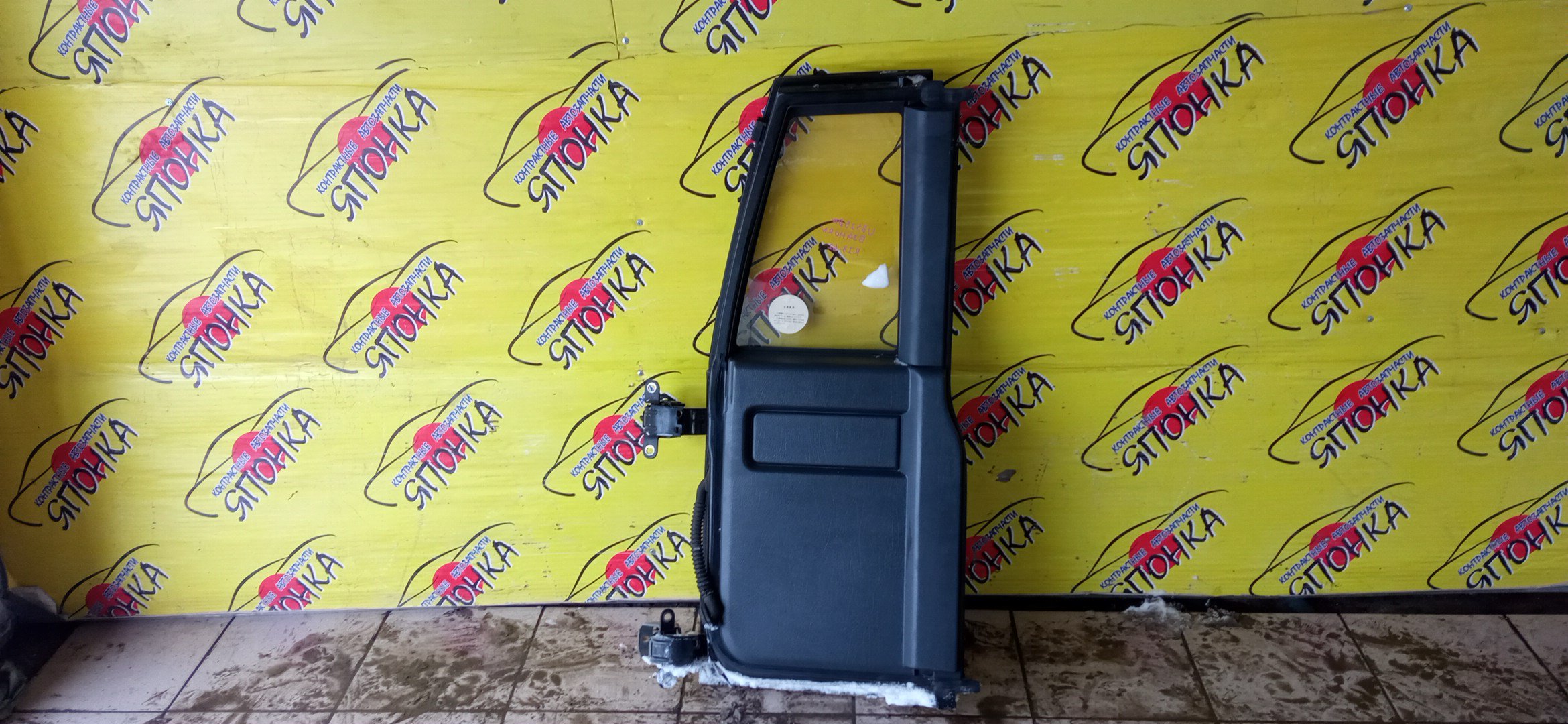 ДВЕРЬ ЗАДНЯЯ/ISU/BIGHORN/UBS26/UBS73/UBS25/UBS69/R