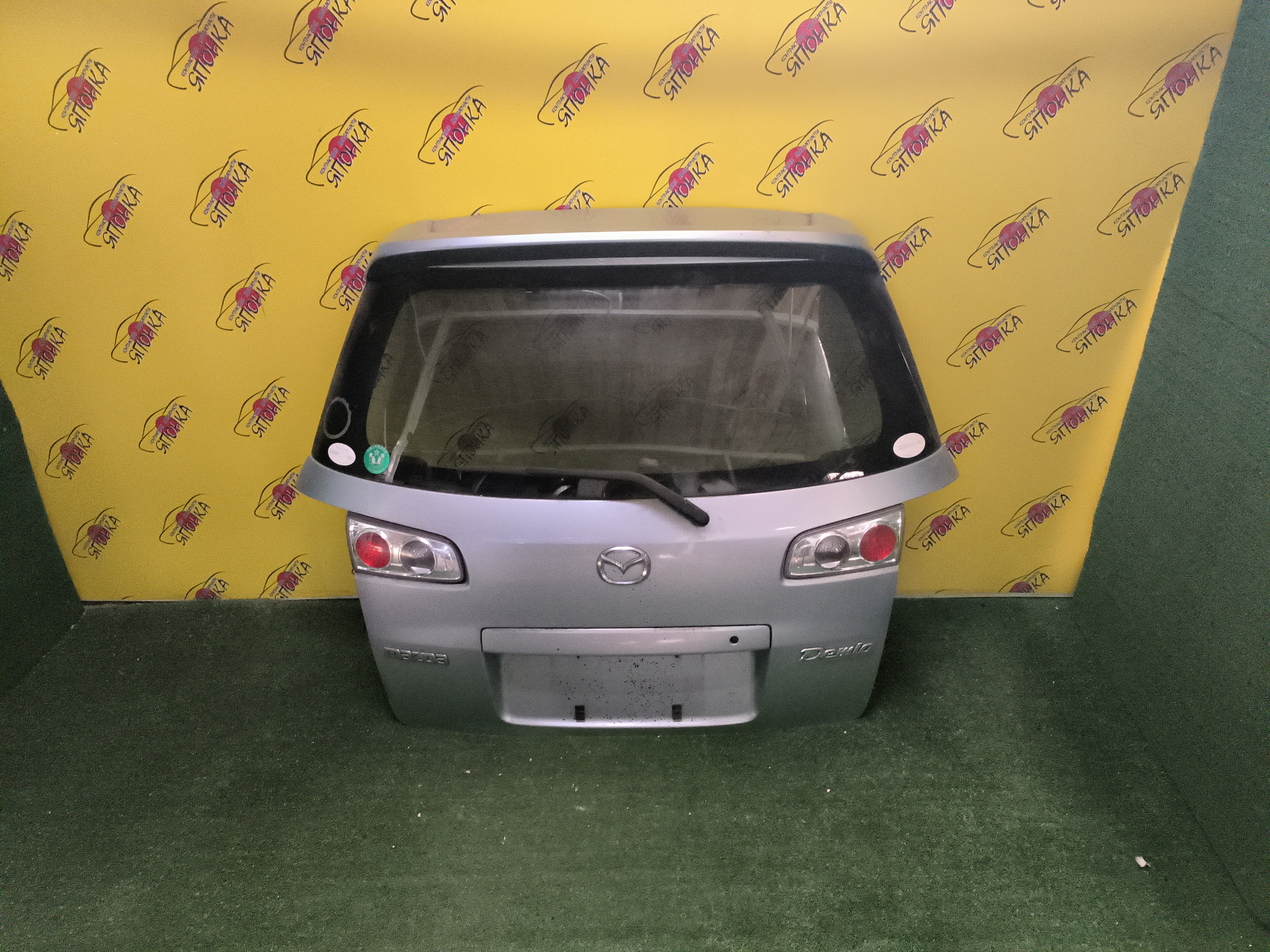 ДВЕРЬ ЗАДНЯЯ/MAZ/DEMIO/DY3R/DY3W/DY5R/DY5W/СО СПОЙЛЕРОМ/2 МОДЕЛЬ
