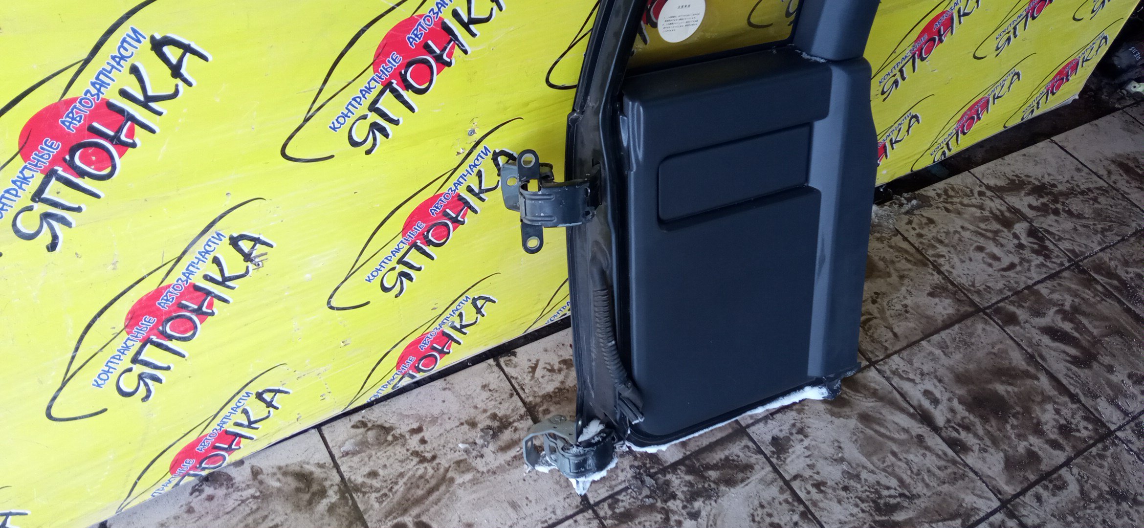 ДВЕРЬ ЗАДНЯЯ/ISU/BIGHORN/UBS26/UBS73/UBS25/UBS69/R