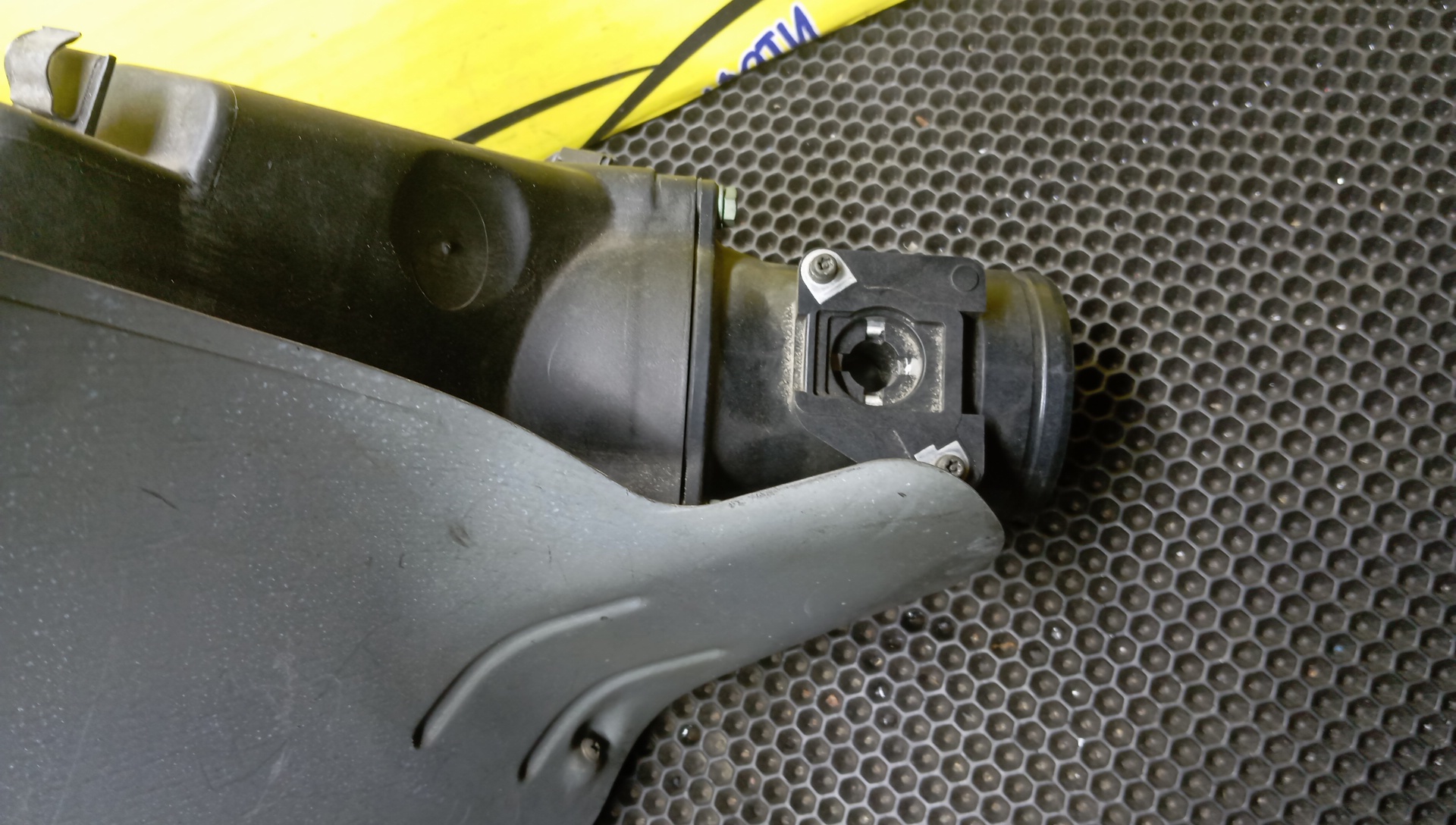 КОРПУС ВОЗДУШНОГО ФИЛЬТРА/AUDI/A4/B5