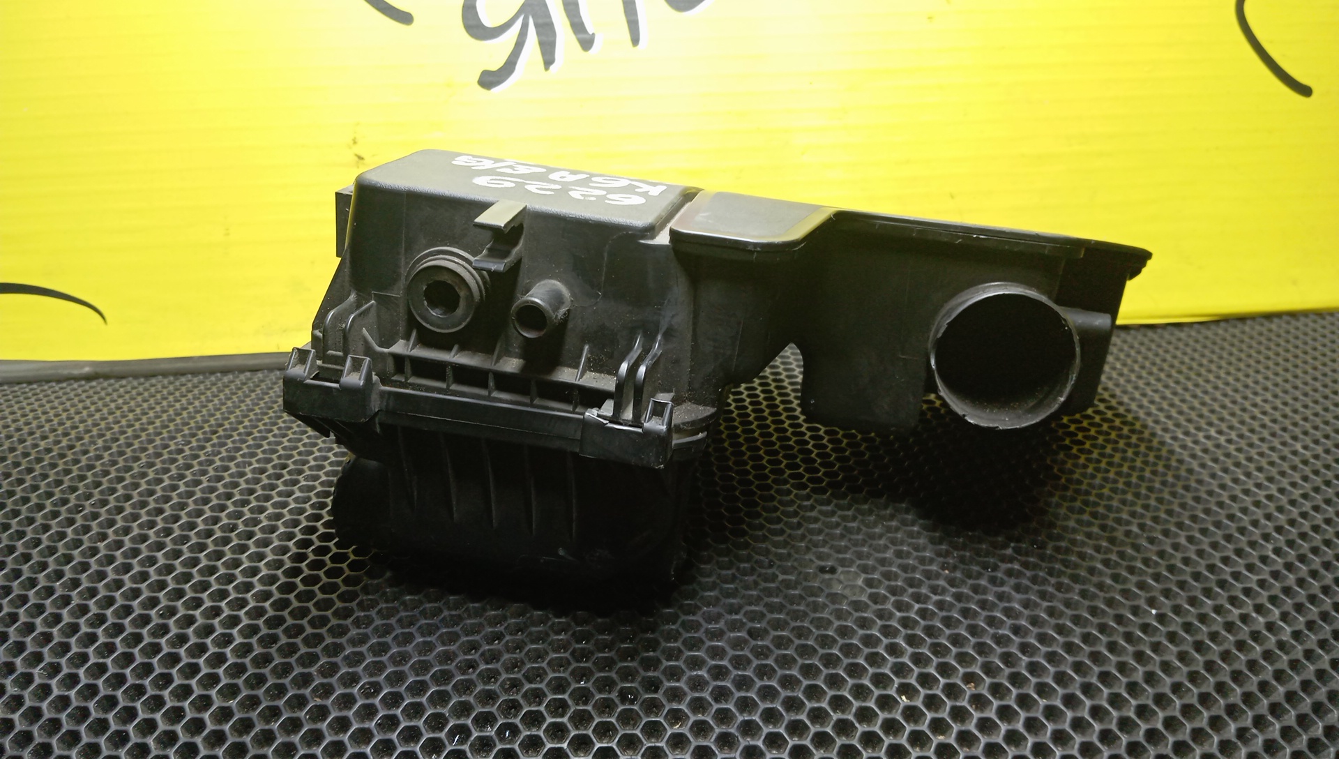 КОРПУС ВОЗДУШНОГО ФИЛЬТРА/SUZ/WAGON R/MH22S/K6A