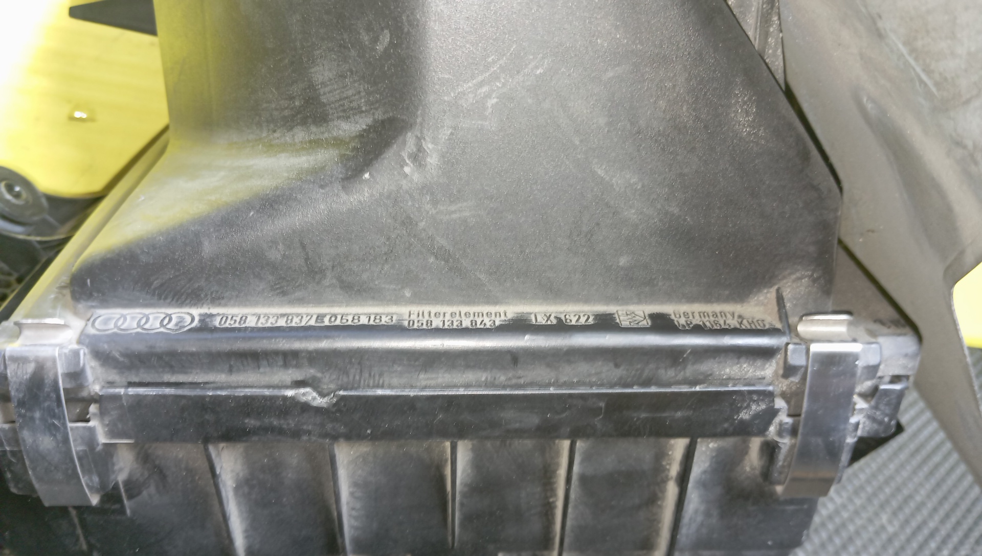 КОРПУС ВОЗДУШНОГО ФИЛЬТРА/AUDI/A4/B5