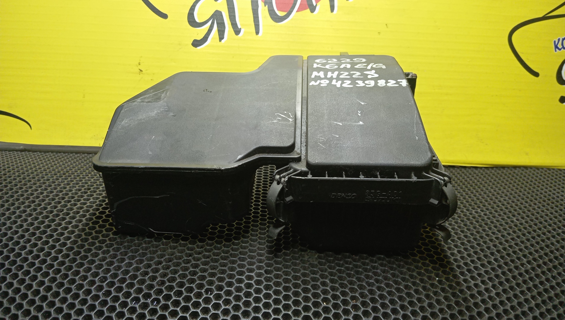 КОРПУС ВОЗДУШНОГО ФИЛЬТРА/SUZ/WAGON R/MH22S/K6A