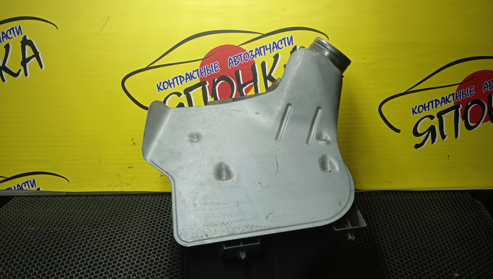 КОРПУС ВОЗДУШНОГО ФИЛЬТРА/AUDI/A4/B5