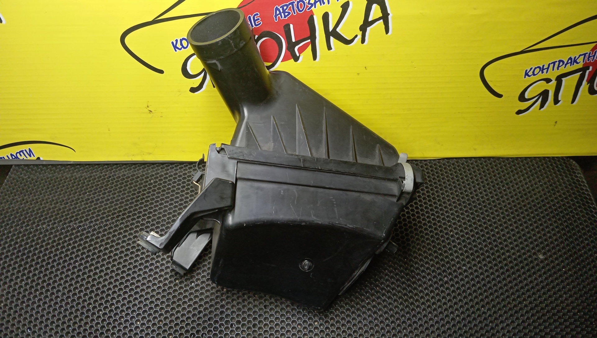 КОРПУС ВОЗДУШНОГО ФИЛЬТРА/SUB/LEGACY LANCASTER/BH9/BHE/BHC/EZ30/НА ДРОССЕЛЬ