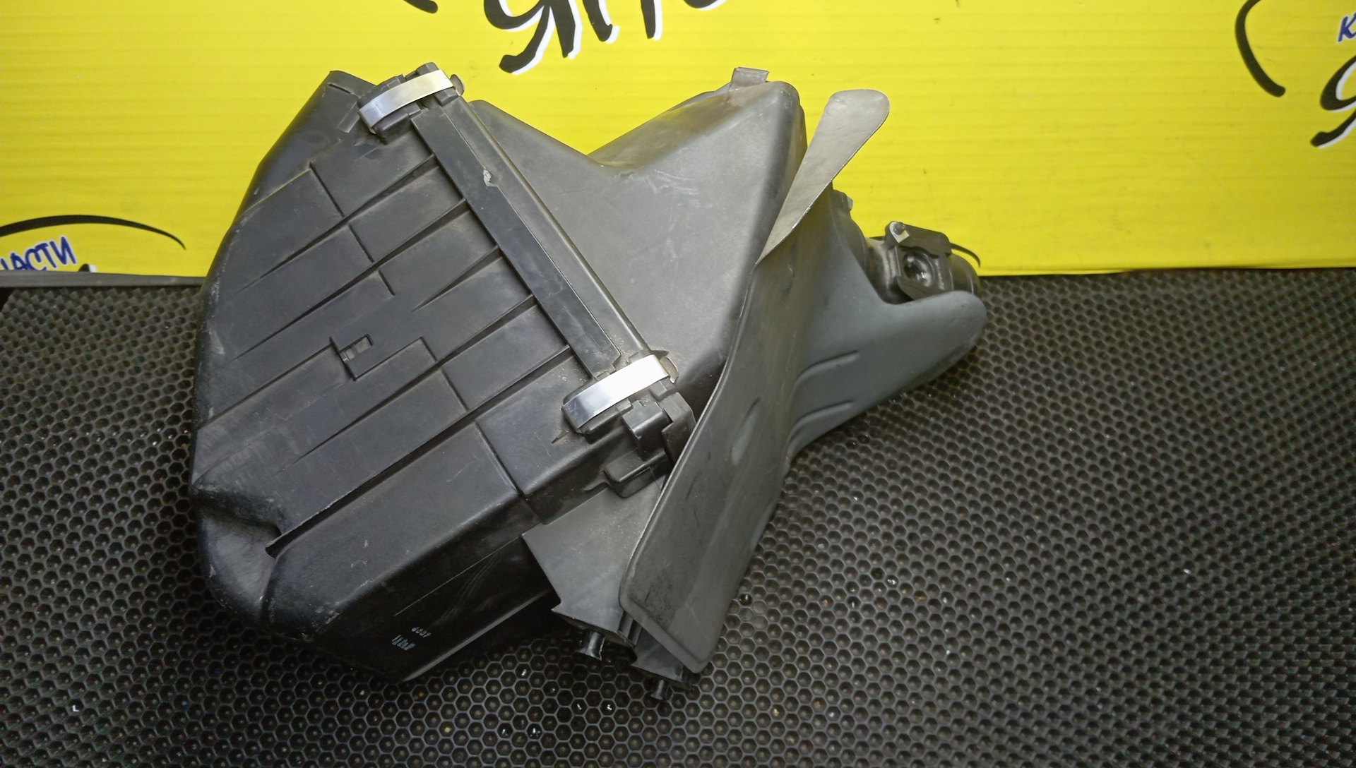 КОРПУС ВОЗДУШНОГО ФИЛЬТРА/AUDI/A4/B5