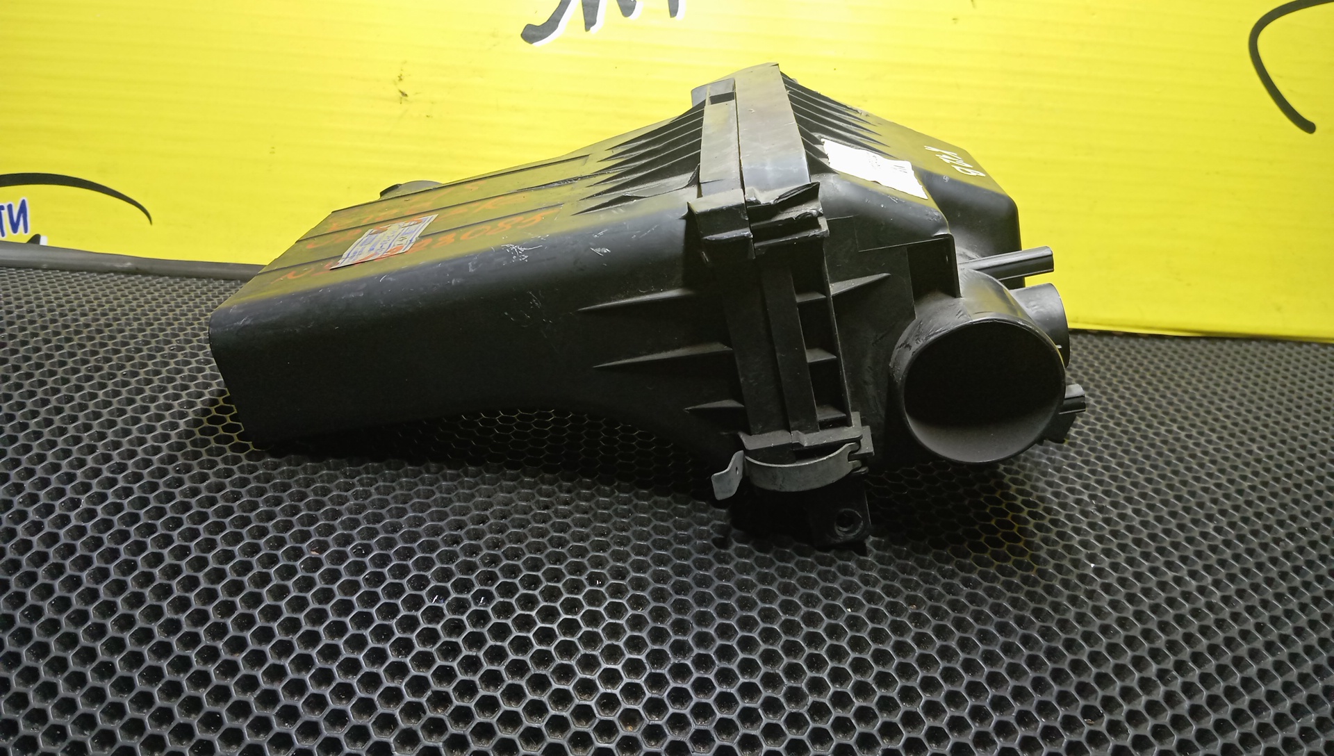 КОРПУС ВОЗДУШНОГО ФИЛЬТРА/SUZ/SWIFT/ZC71S/K12B