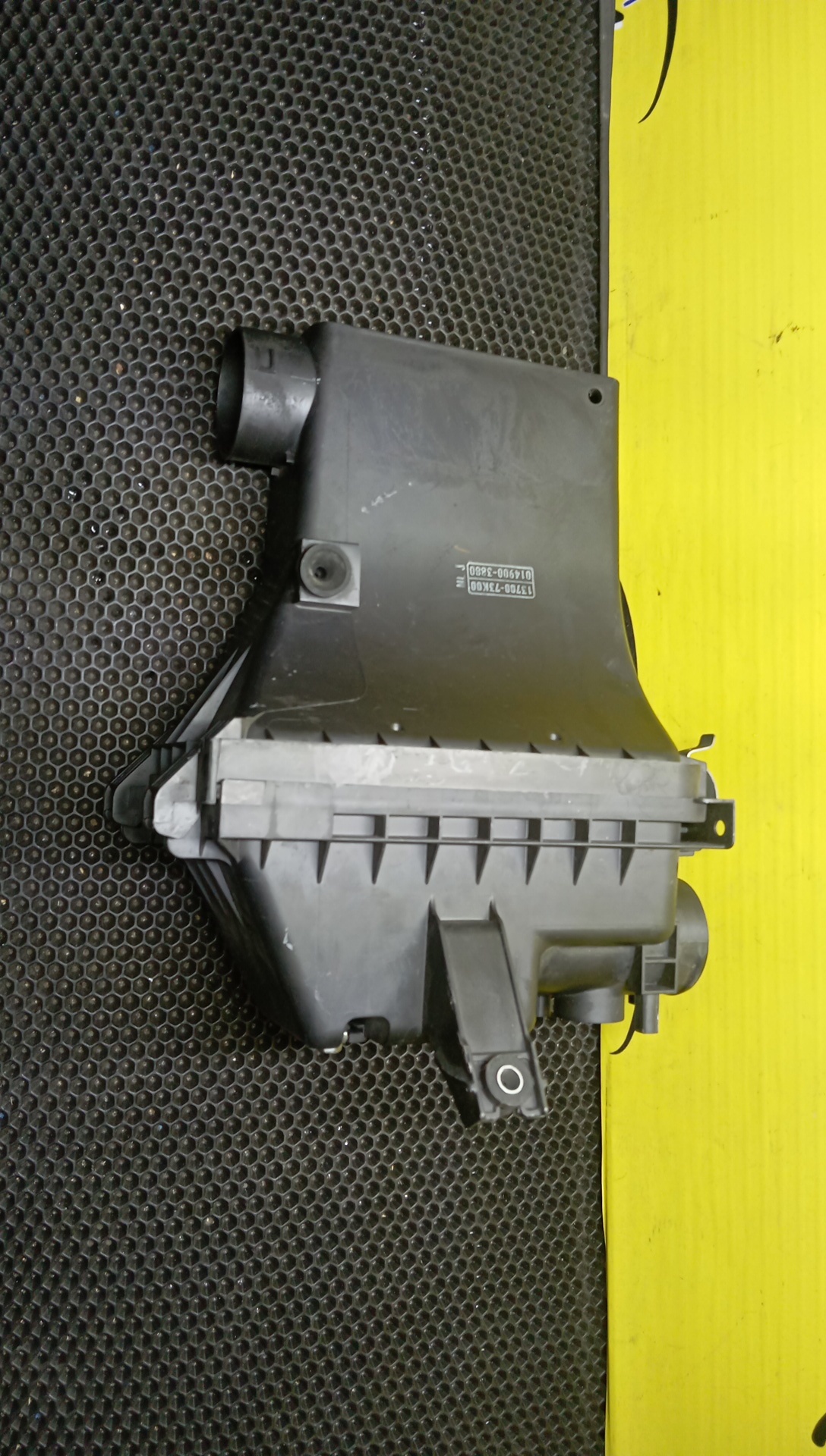 КОРПУС ВОЗДУШНОГО ФИЛЬТРА/SUZ/SWIFT/ZC71S/K12B