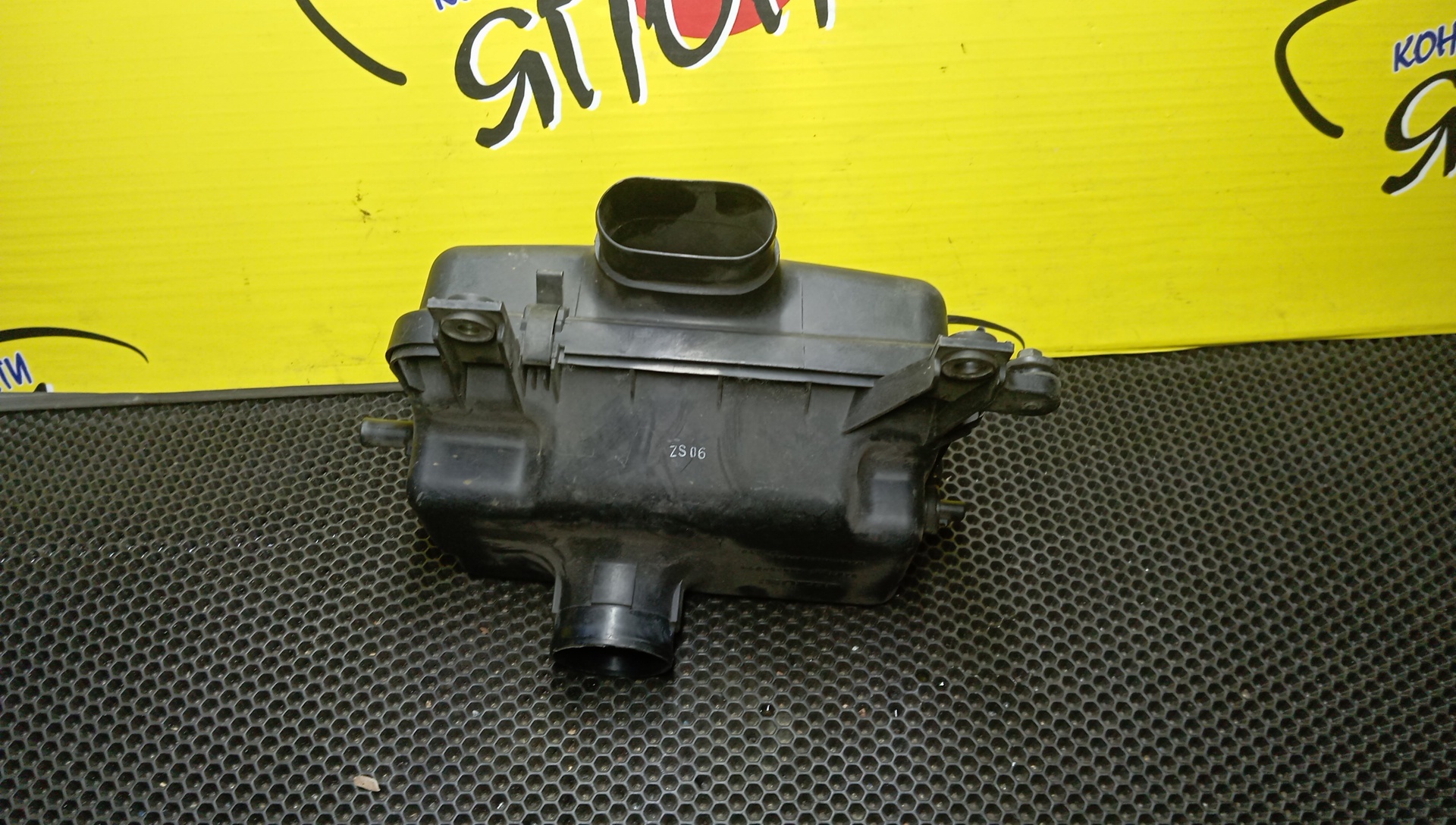 КОРПУС ВОЗДУШНОГО ФИЛЬТРА/SUZ/SWIFT/HT51S/M13A