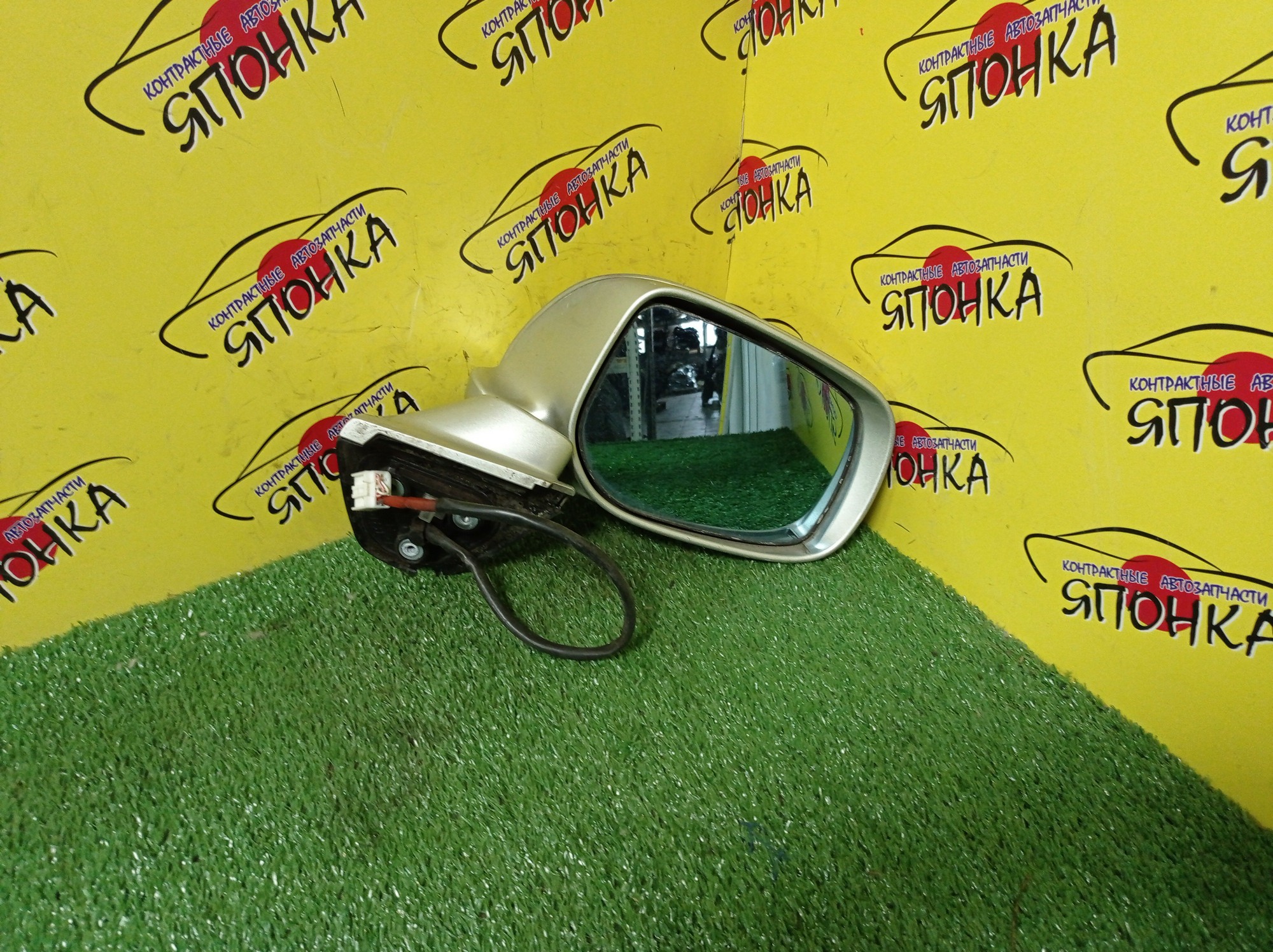 ЗЕРКАЛО/TOY/AURIS/BLADE/ADE150/AZE154H/AZE156H/GRE156H/NDE150/NRE150/NZE151H/NZE154H/ZRE151/ZRE152/ZRE152H/ZRE154H/ZWE150/ZZE150/5*2 КОНТ./R/С ПОВТОРИТЕЛЕМ