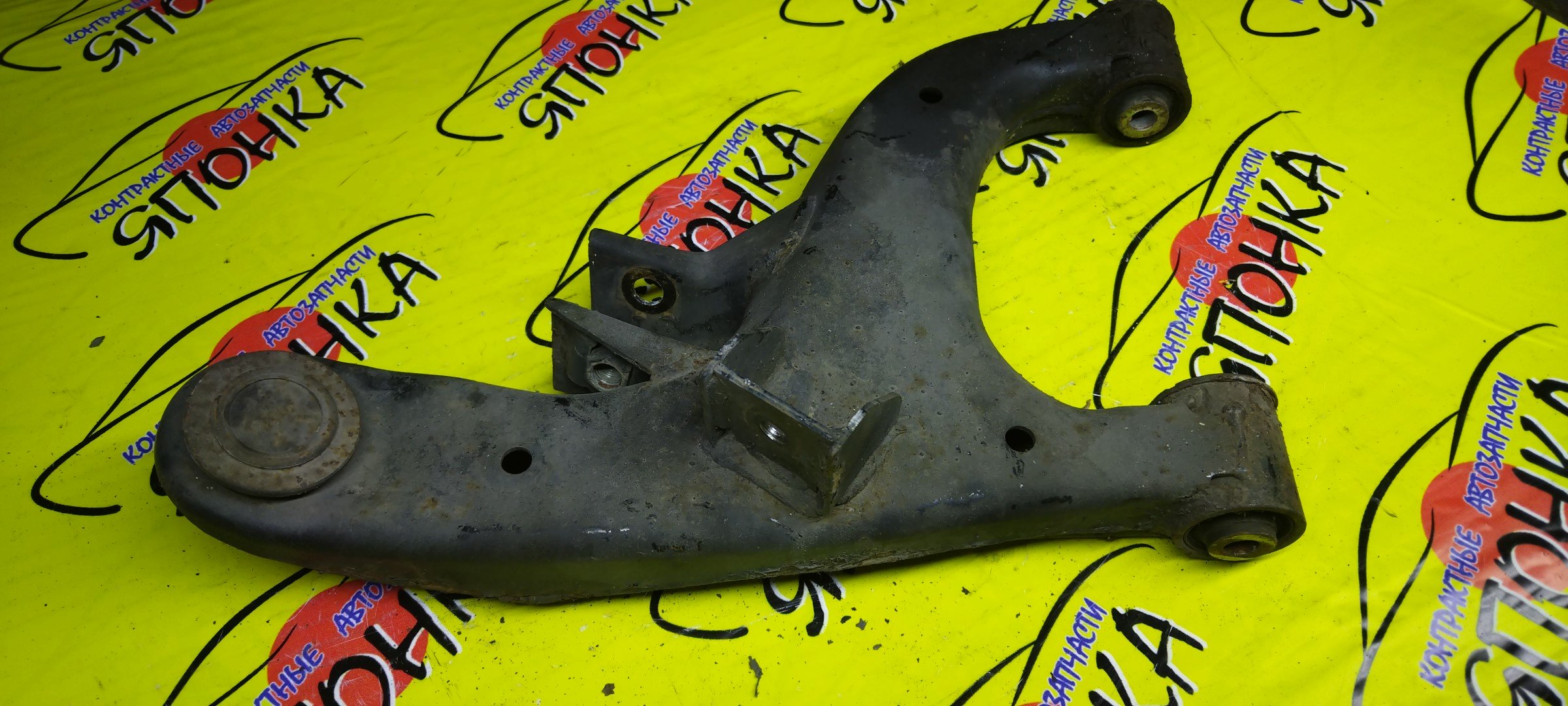 РЫЧАГ/INF/NISSAN/ARMADA/QX56/TITAN/A60/JA60/TA60/WA60/DOWN/ШАРОВАЯ/2 САЙЛЕНТБЛОКА/B/L