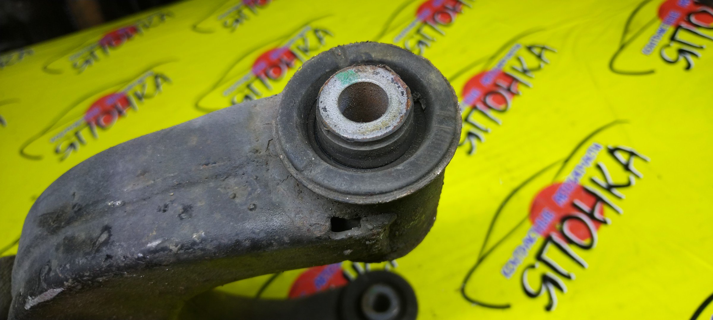 РЫЧАГ/INF/NISSAN/ARMADA/QX56/TITAN/A60/JA60/TA60/WA60/DOWN/ШАРОВАЯ/2 САЙЛЕНТБЛОКА/B/R