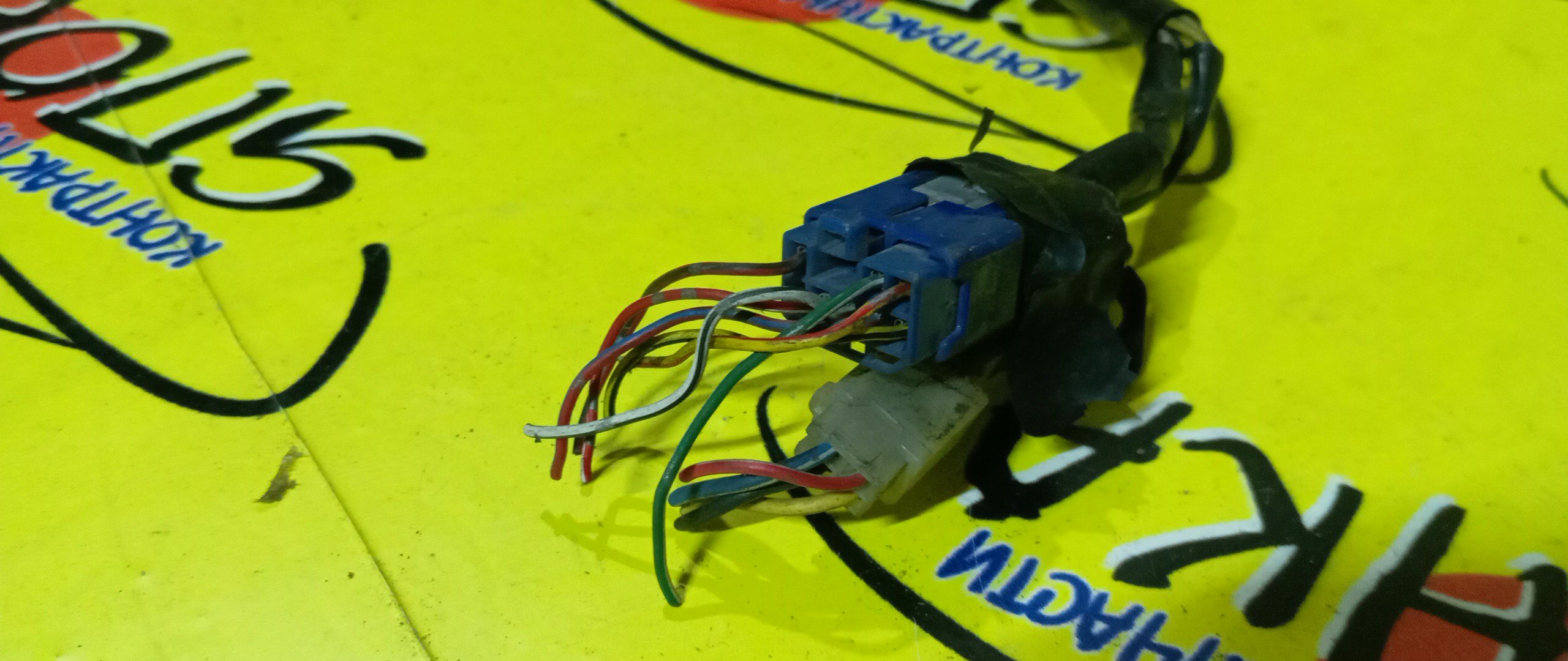 СЕРВОПРИВОД ЗАСЛОНОК ПЕЧКИ/TOY/CARINA/AT170/T170/063700-1584