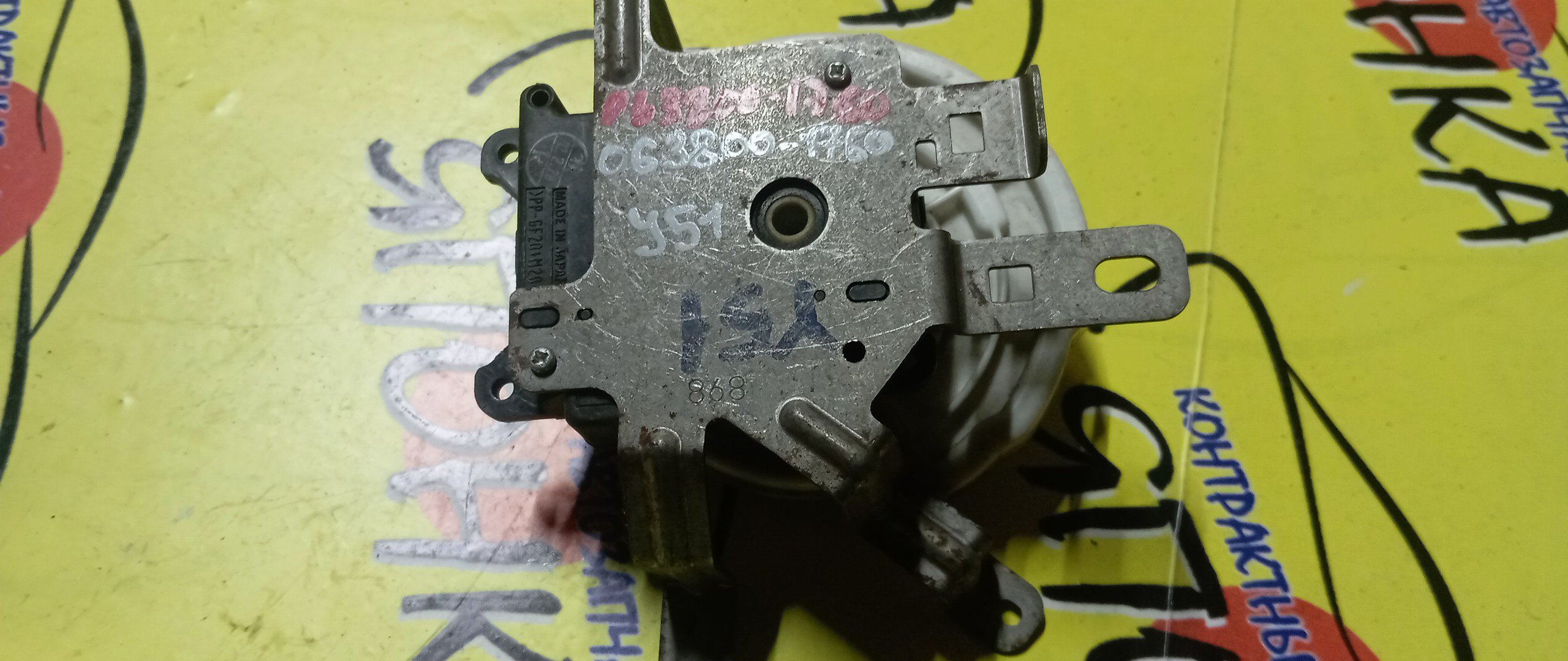 СЕРВОПРИВОД ЗАСЛОНОК ПЕЧКИ/NIS/FUGA/Y51/063800-1760