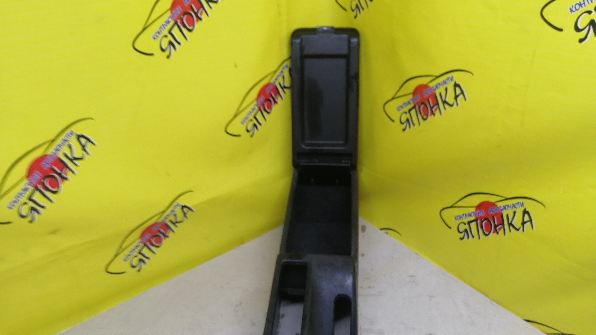 БАРДАЧОК МЕЖДУ СИДЕНЬЯМИ/MERC/SLK230/R170