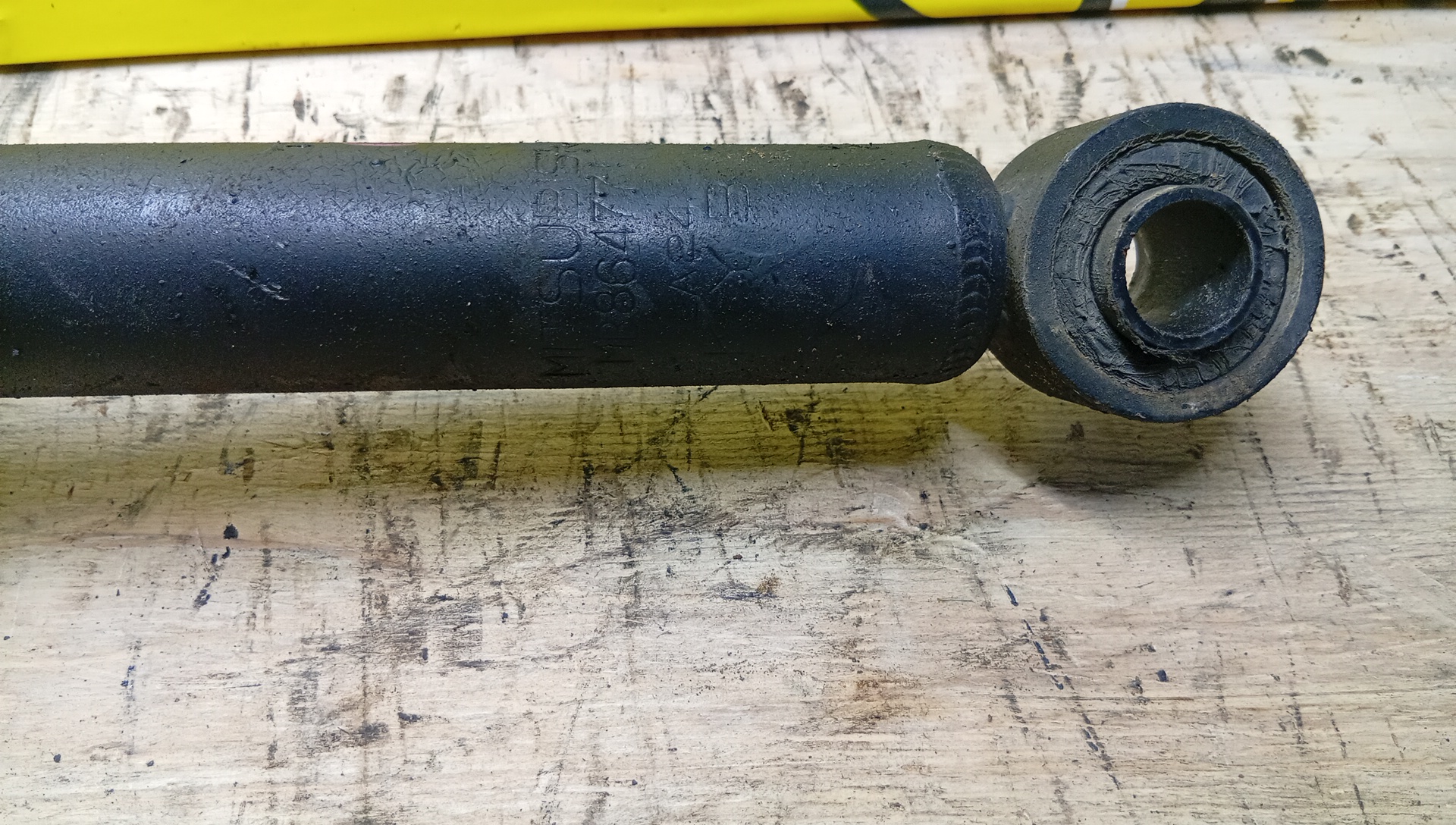 СТОЙКА/MMC/ASPIRE/GALANT/LEGNUM/E52A/E54A/E64A/EA1A/EA1W/EC1A/EC1W/EA7A/B