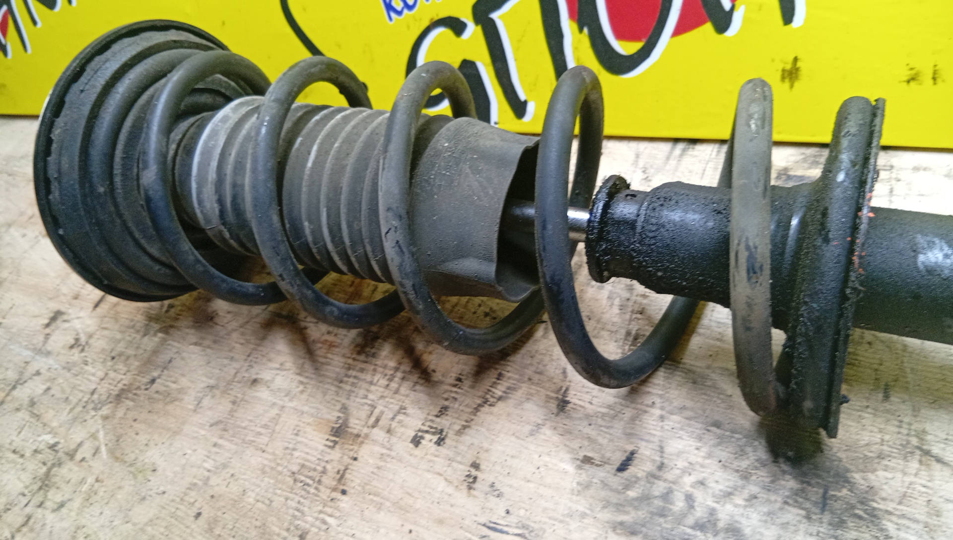 СТОЙКА/MMC/ASPIRE/GALANT/LEGNUM/E52A/E54A/E64A/EA1A/EA1W/EC1A/EC1W/EA7A/B