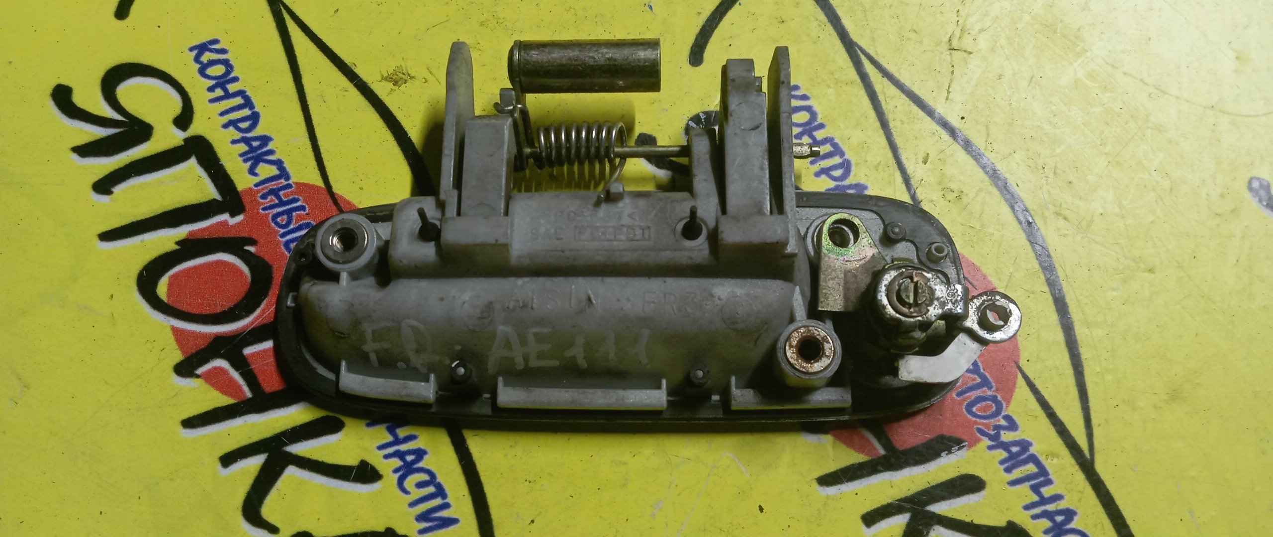 РУЧКА ДВЕРИ ВНЕШНЯЯ/TOY/COROLLA LEVIN/SPRINTER TRUENO/AE110/AE111/F/R