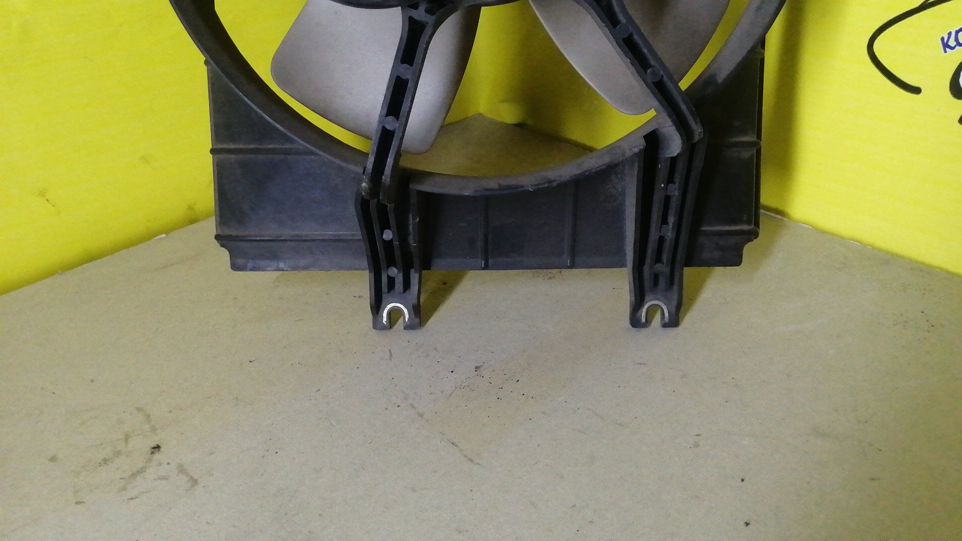 ДИФФУЗОР РАДИАТОРА/MAZ/BONGO FRIENDEE/SGEW/L