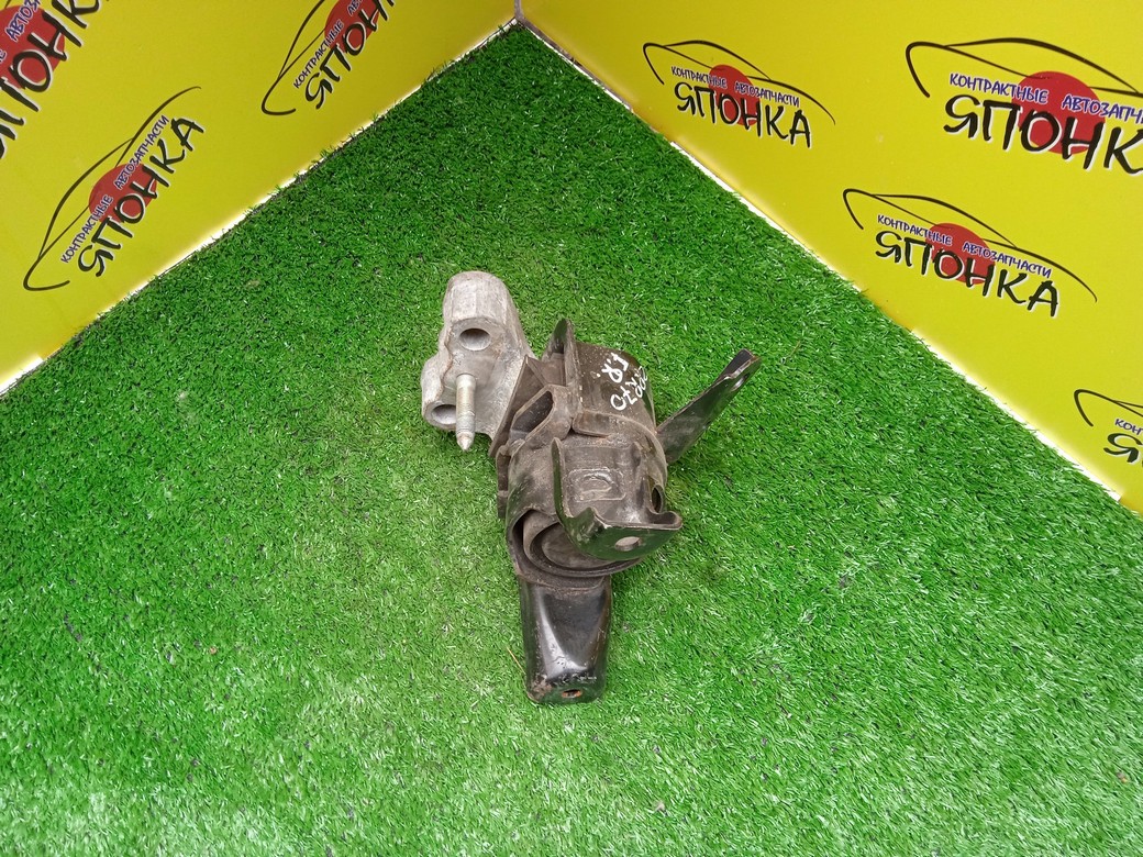 ПОДУШКА ДВС/TOY/NOAH/VOXY/ZRR70G/ZRR70W/ZRR80G/ZRR80W/ZRR75/3ZRFE/F/R