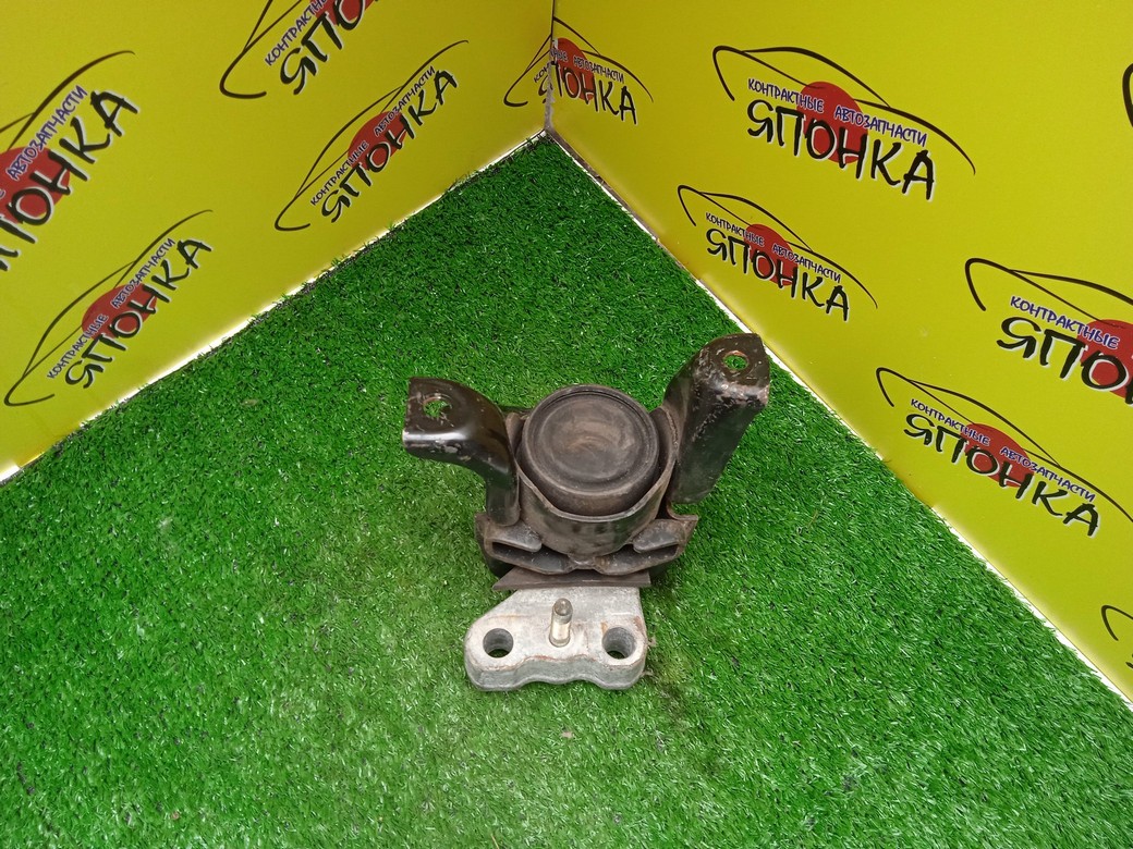 ПОДУШКА ДВС/TOY/NOAH/VOXY/ZRR70G/ZRR70W/ZRR80G/ZRR80W/ZRR75/3ZRFE/F/R