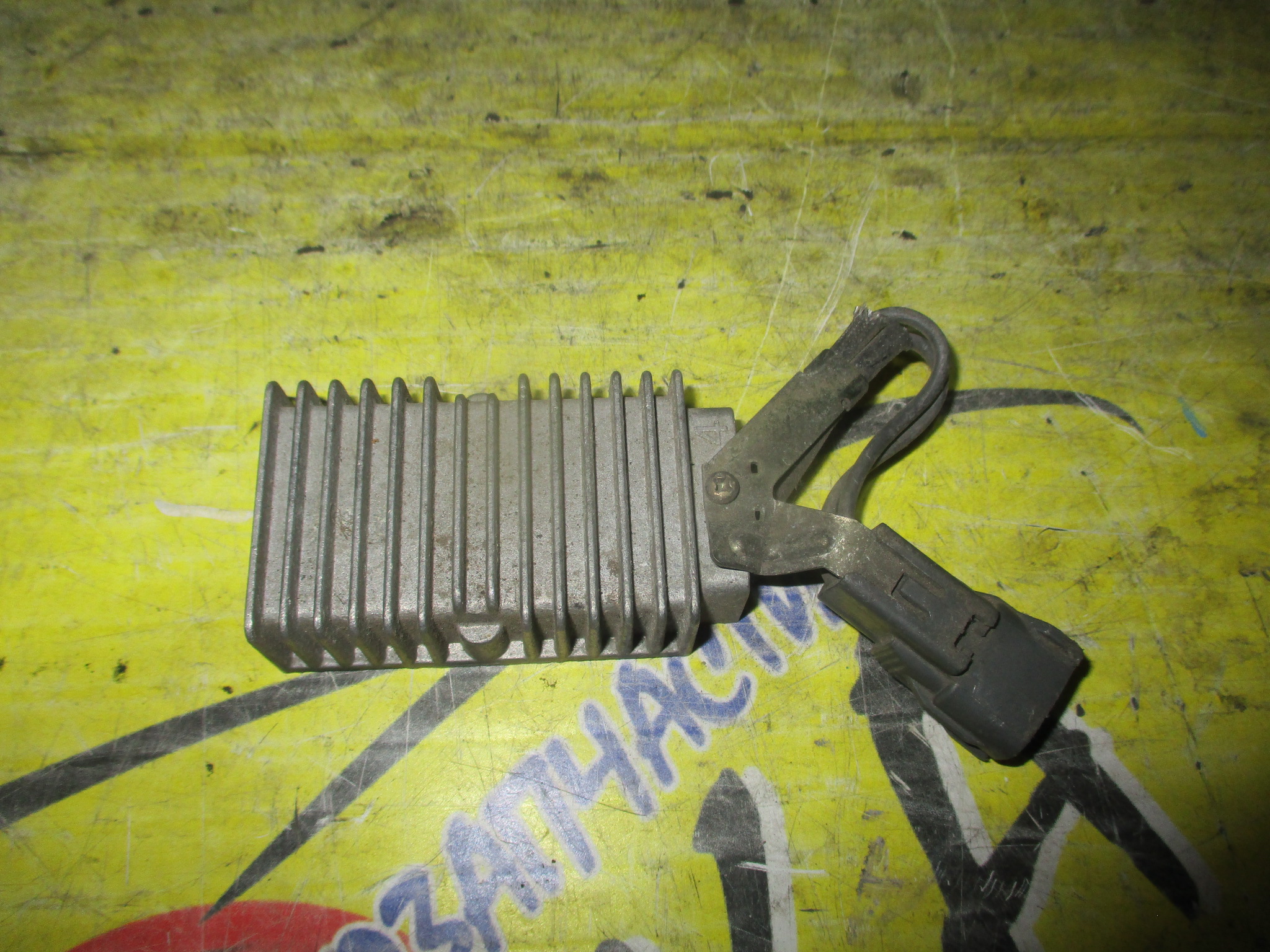 РЕЗИСТОР ТОПЛИВНОГО НАСОСА/TOY/CALDINA GT/ST215/3S-GTE/23080-74040