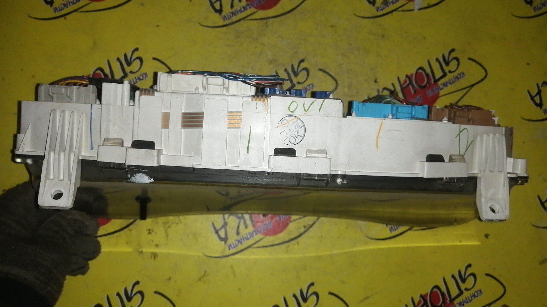 ЩИТОК ПРИБОРОВ/TOY/CARINA ED/EXIV/T202/ST202/ТАХОМЕТР